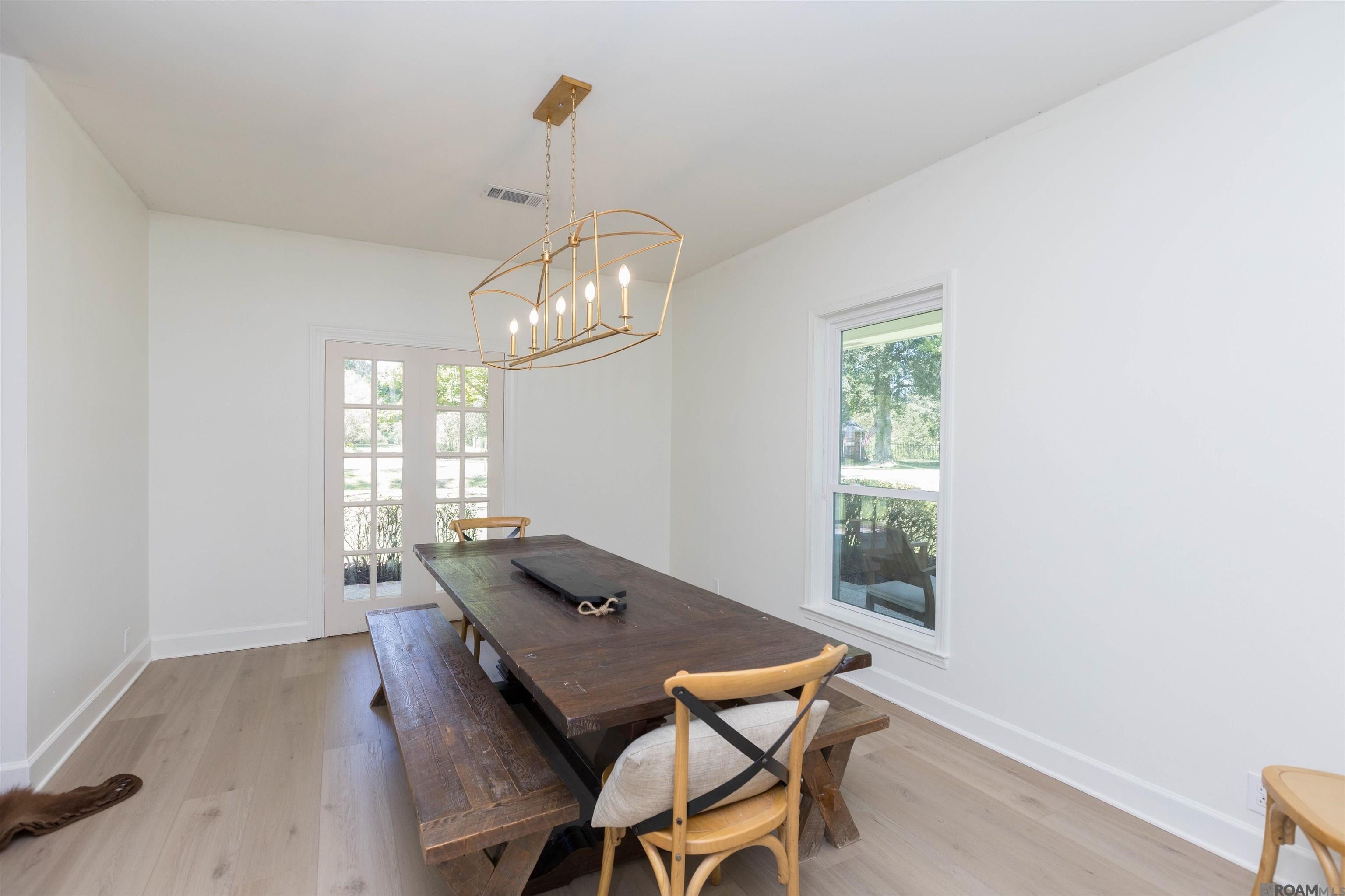 Baton Rouge, Louisiana, 70820, United States, 4 Bedrooms Bedrooms, ,3 BathroomsBathrooms,Residential,For Sale,1980276