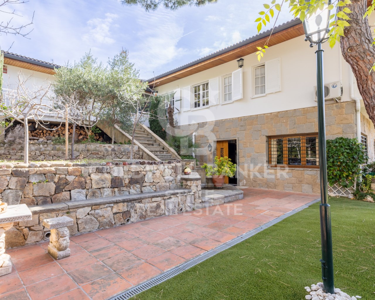 Calle Bosc Barcelona, Cabrils, Cabrils Barcelona, Cabrils, Catalonia, 08348, ES, 6 Bedrooms Bedrooms, ,4 BathroomsBathrooms,Residential,For Sale,Calle Bosc Barcelona, Cabrils, Cabrils Barcelona,1481878