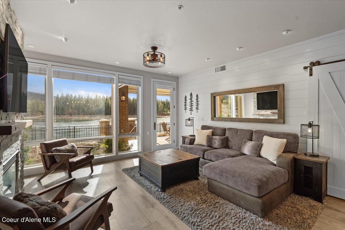 Post Falls, Idaho, 83854, United States, 3 Bedrooms Bedrooms, ,Residential,For Sale,1991069