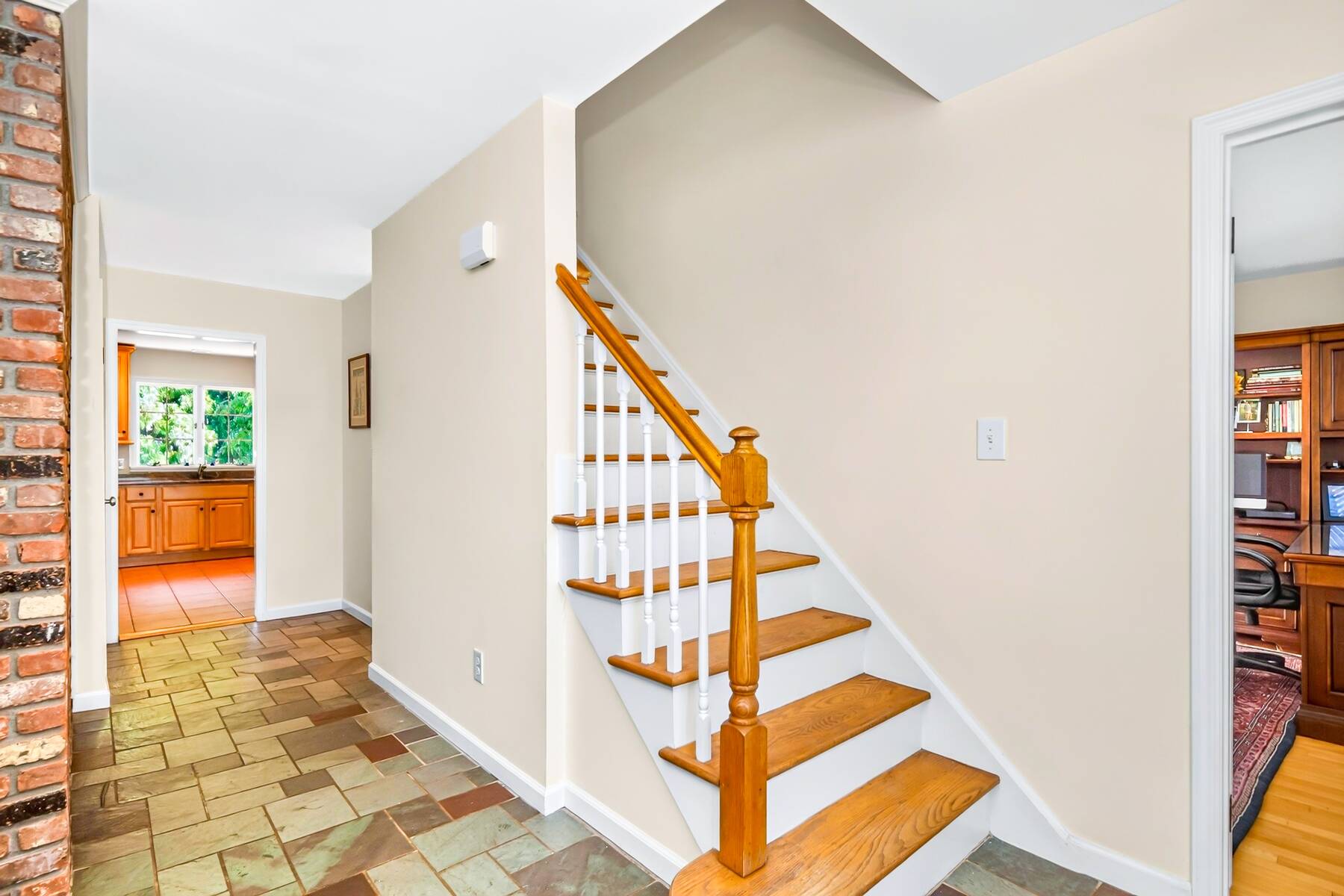  Southampton 4 Bedroom Traditional - Beautifully Landsacaped - 物件實景