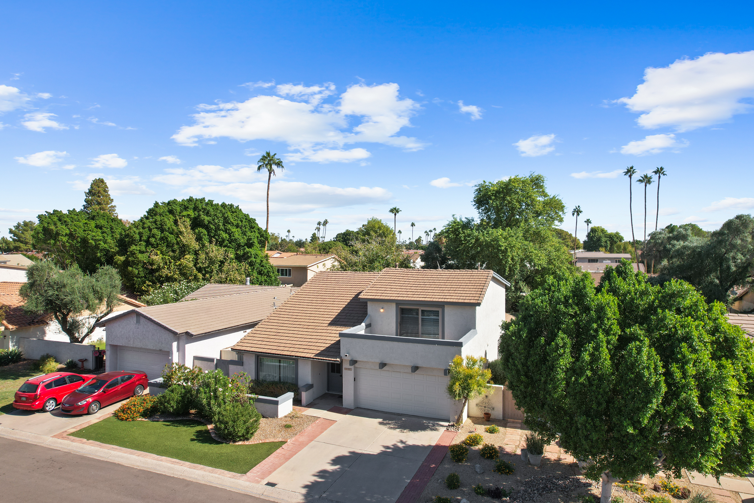 Tempe, Arizona, 85283, United States, 4 Bedrooms Bedrooms, ,3 BathroomsBathrooms,Residential,For Sale,1985738