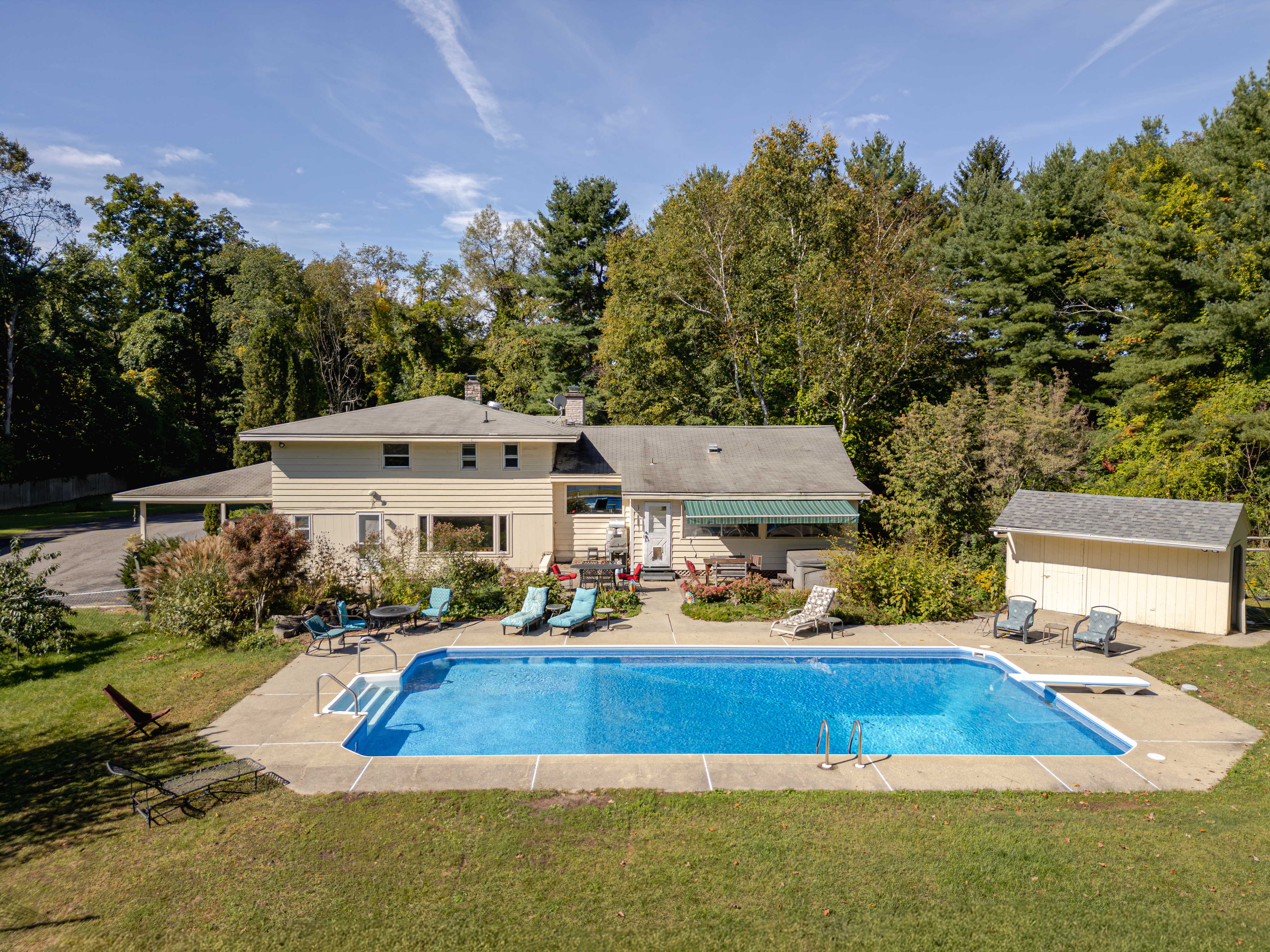  Private Great Barrington Compound: Heated Pool, Tennis/Pickleball Court & Mid-Ce - 物件實景