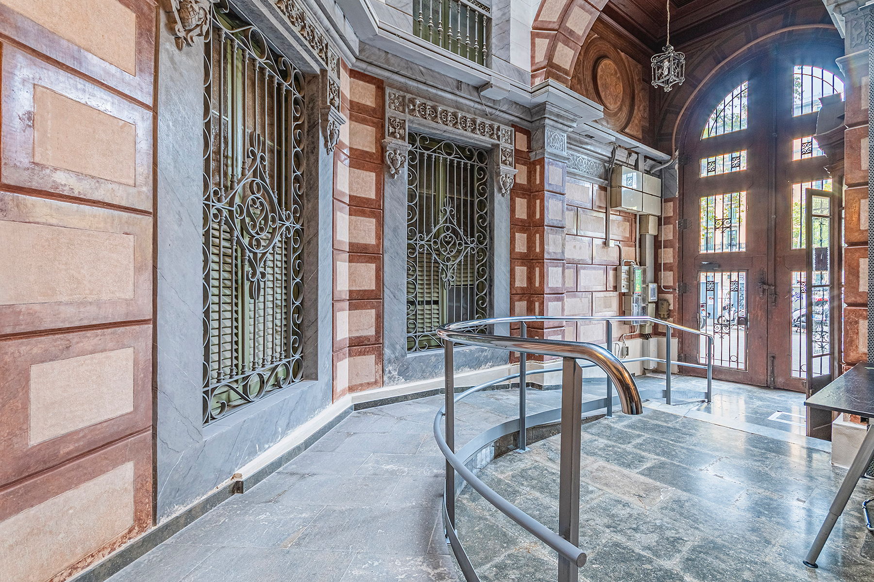  Designer Upper-Floor Apartment with Private Terrace in the Quadrat d’Or - 物件實景