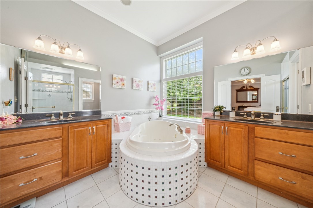 Penn Twp, Pennsylvania, 15644, United States, 4 Bedrooms Bedrooms, ,4 BathroomsBathrooms,Residential,For Sale,1975904