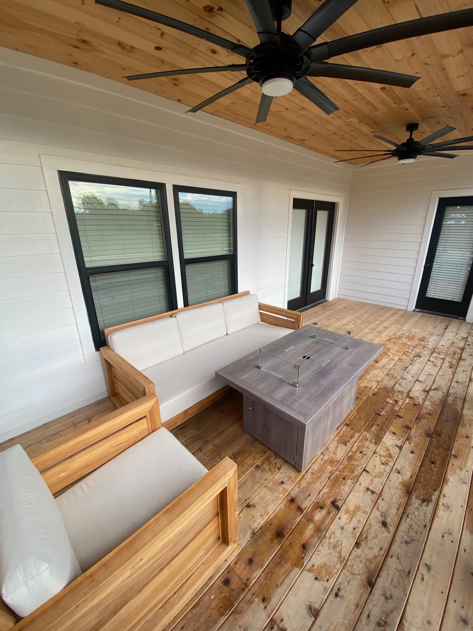 Nashville, Tennessee, 37207, United States, 4 Bedrooms Bedrooms, ,3 BathroomsBathrooms,Residential,For Sale,1921406