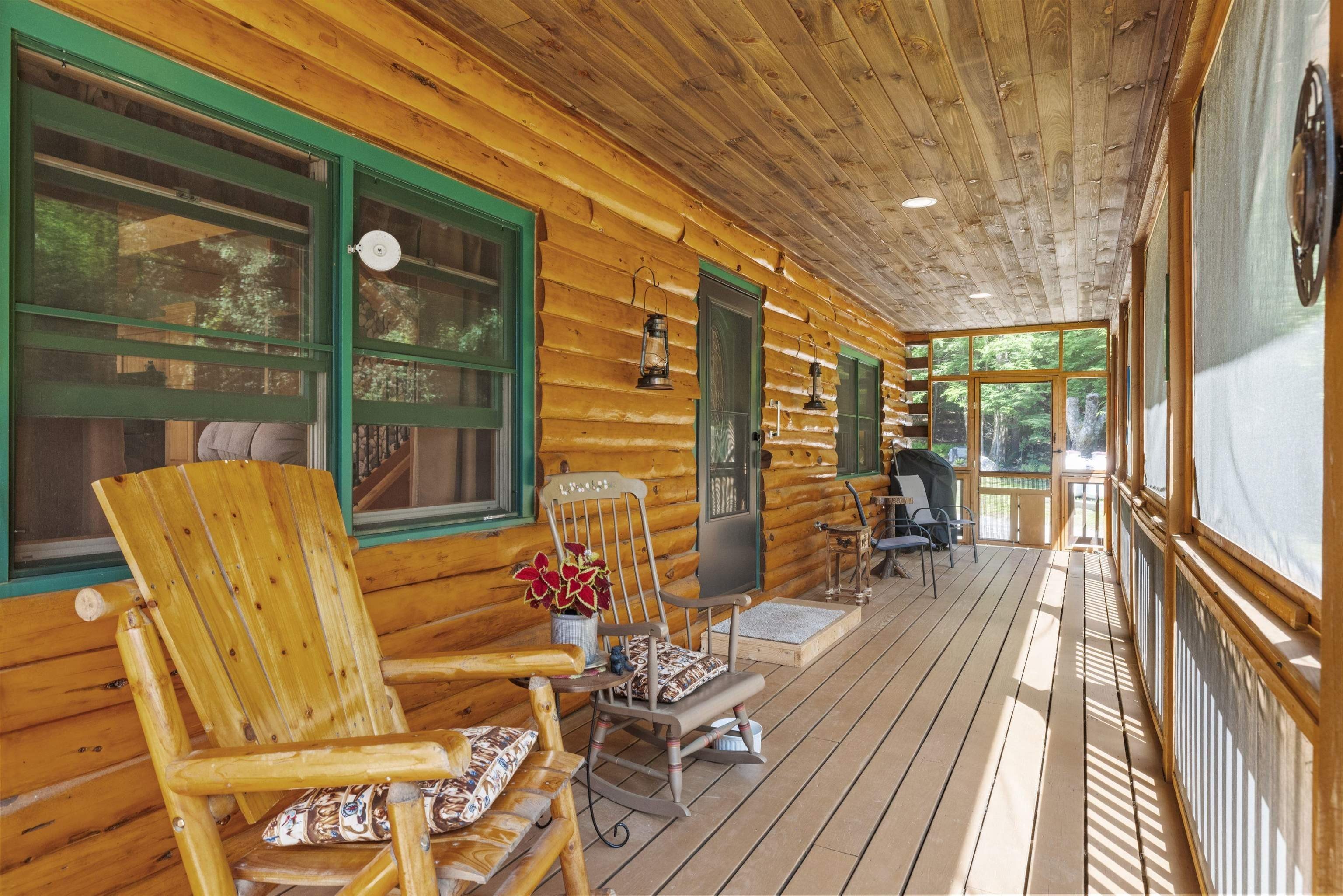 Thornton, New Hampshire, 03285, United States, 3 Bedrooms Bedrooms, ,1 BathroomBathrooms,Residential,For Sale,1974699