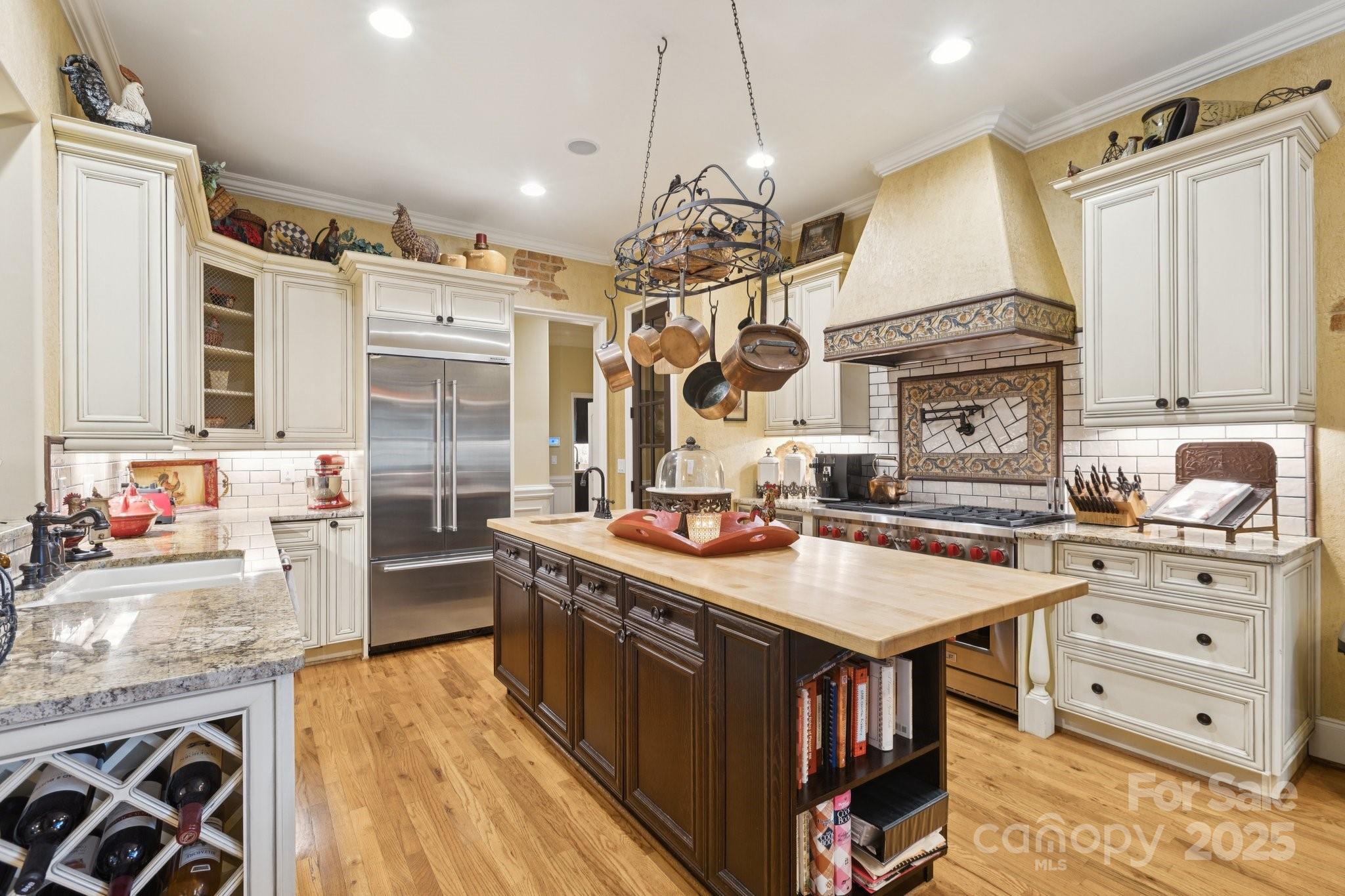 Waxhaw, North Carolina, 28173, United States, 5 Bedrooms Bedrooms, ,4 BathroomsBathrooms,Residential,For Sale,1940354