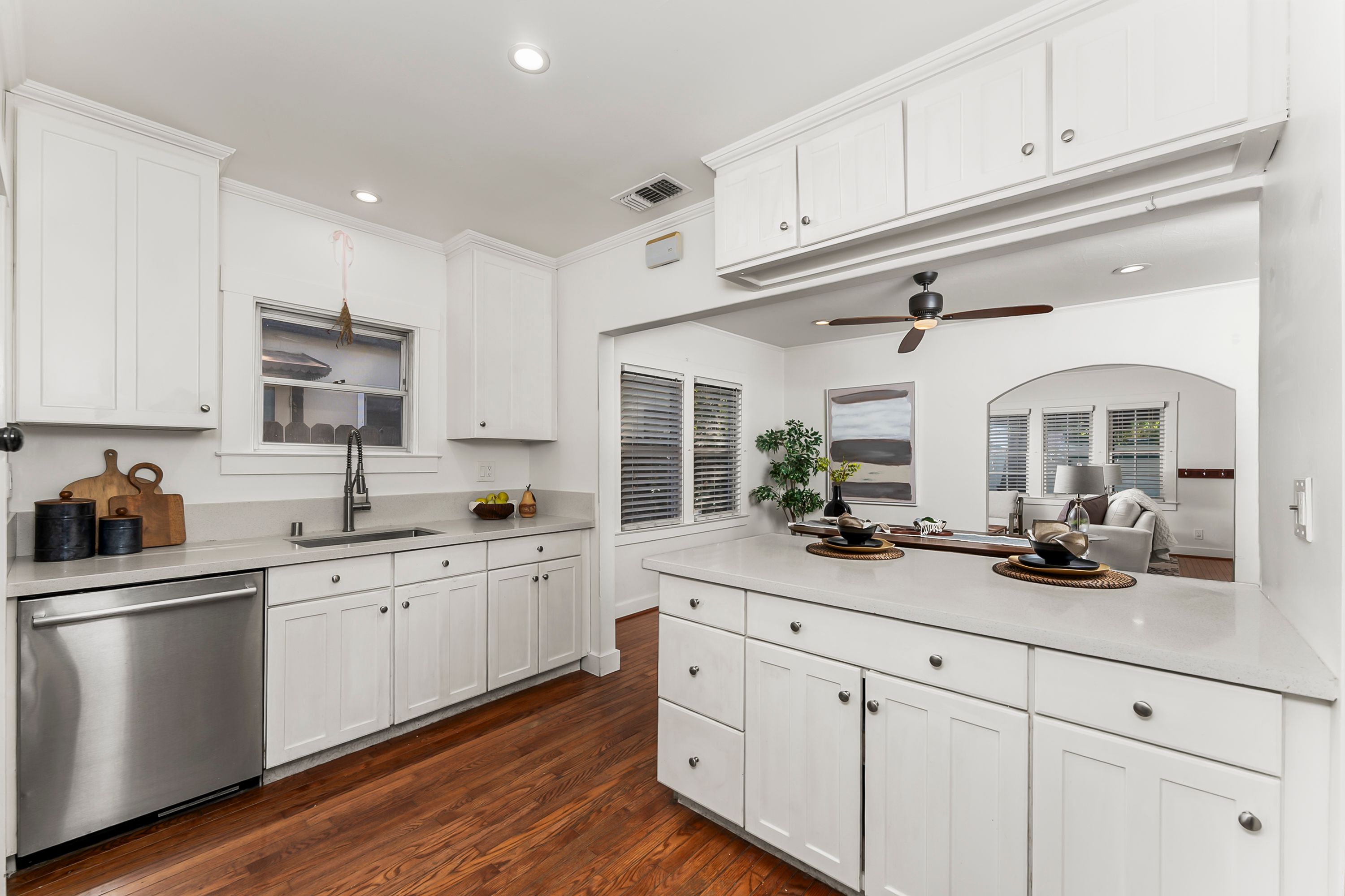  2653 Freeport Boulevard, Sacramento, CA 95818 - 物件實景