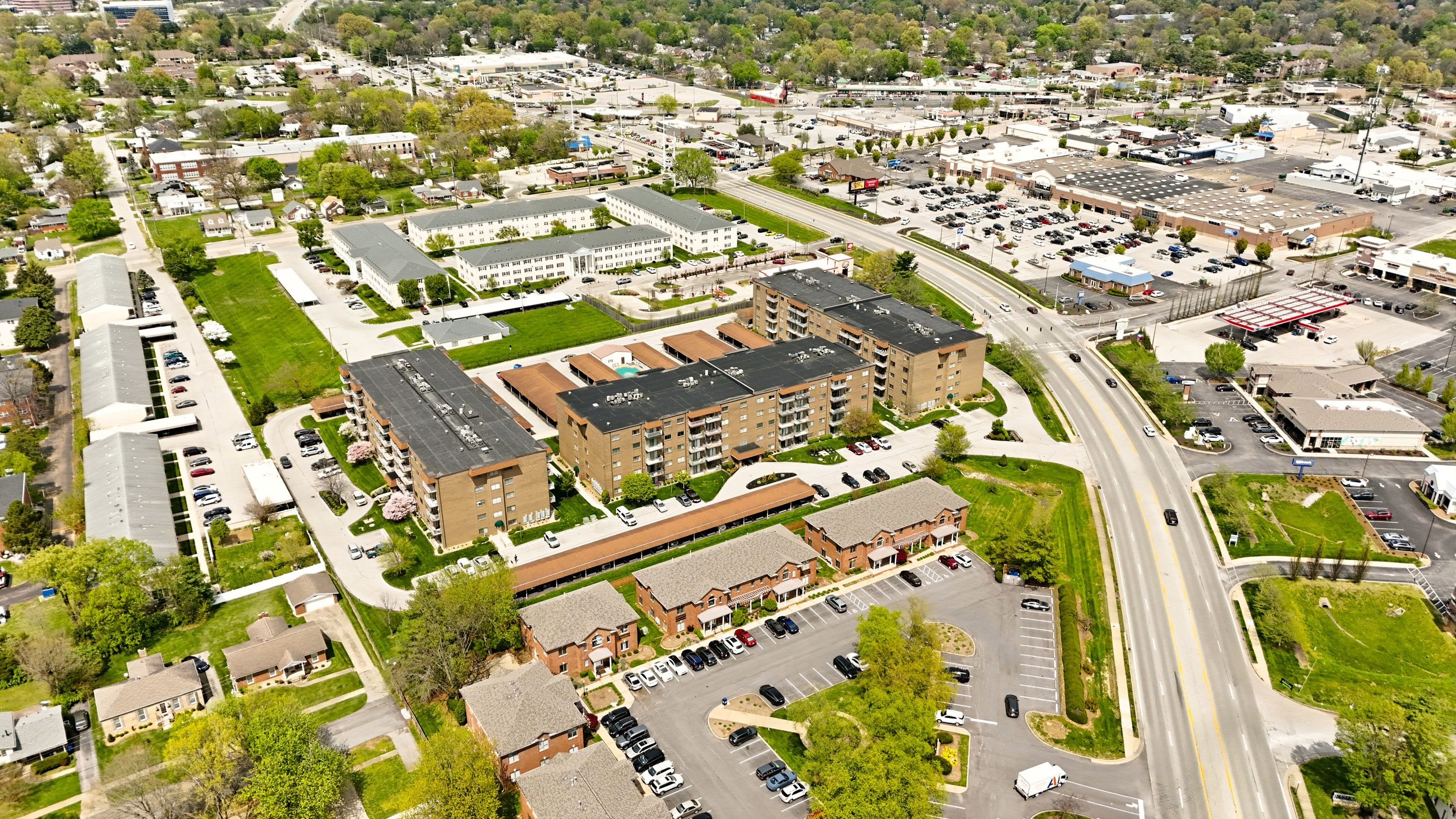  3030 Breckenridge Lane 324, Louisville, KY 40220 - 物件實景