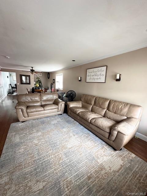 Staten Island, New York, 10309, United States, 3 Bedrooms Bedrooms, ,2 BathroomsBathrooms,Residential,For Sale,1918463