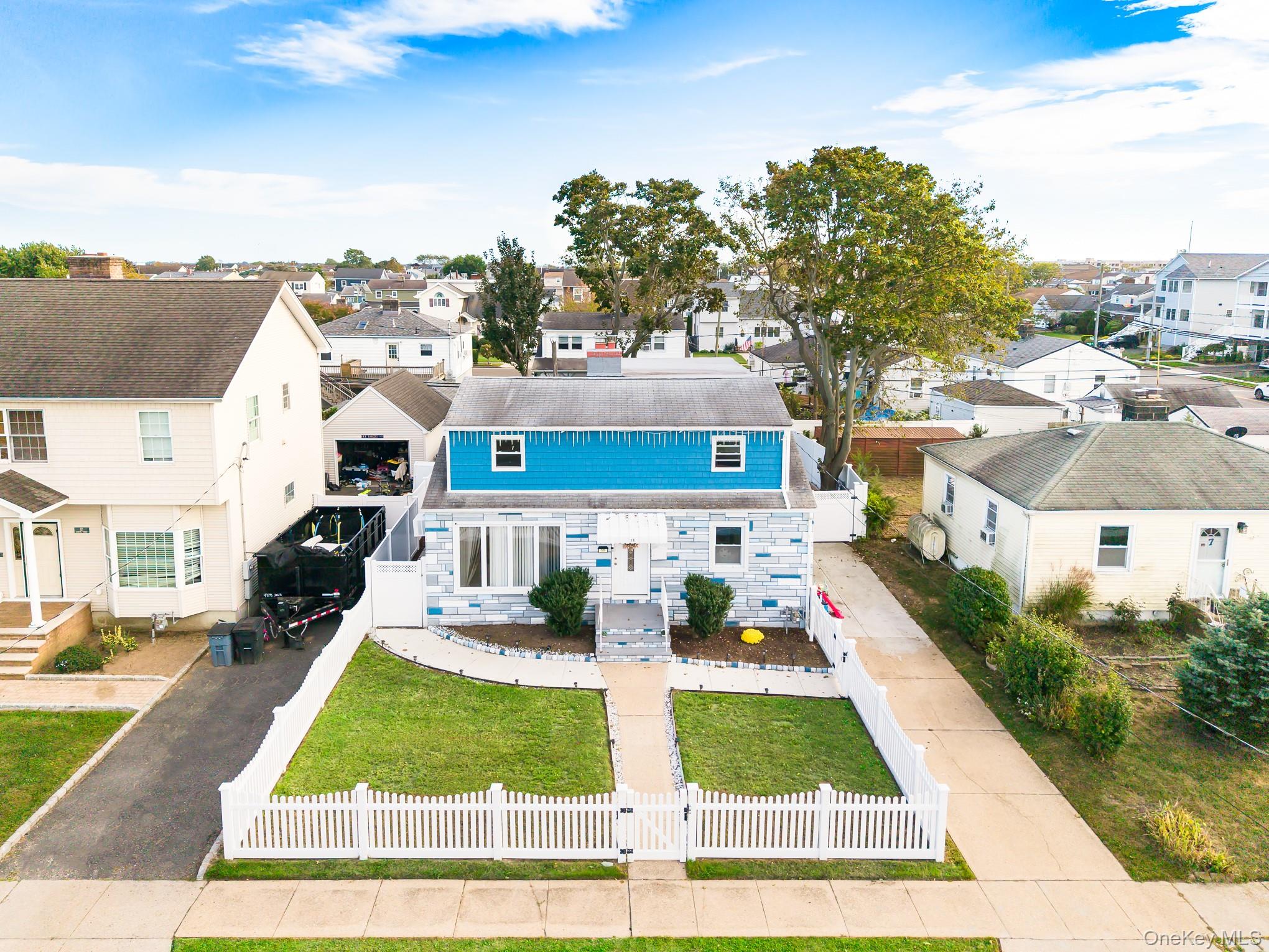 Freeport, New York, 11520, United States, 5 Bedrooms Bedrooms, ,3 BathroomsBathrooms,Residential,For Sale,1977897