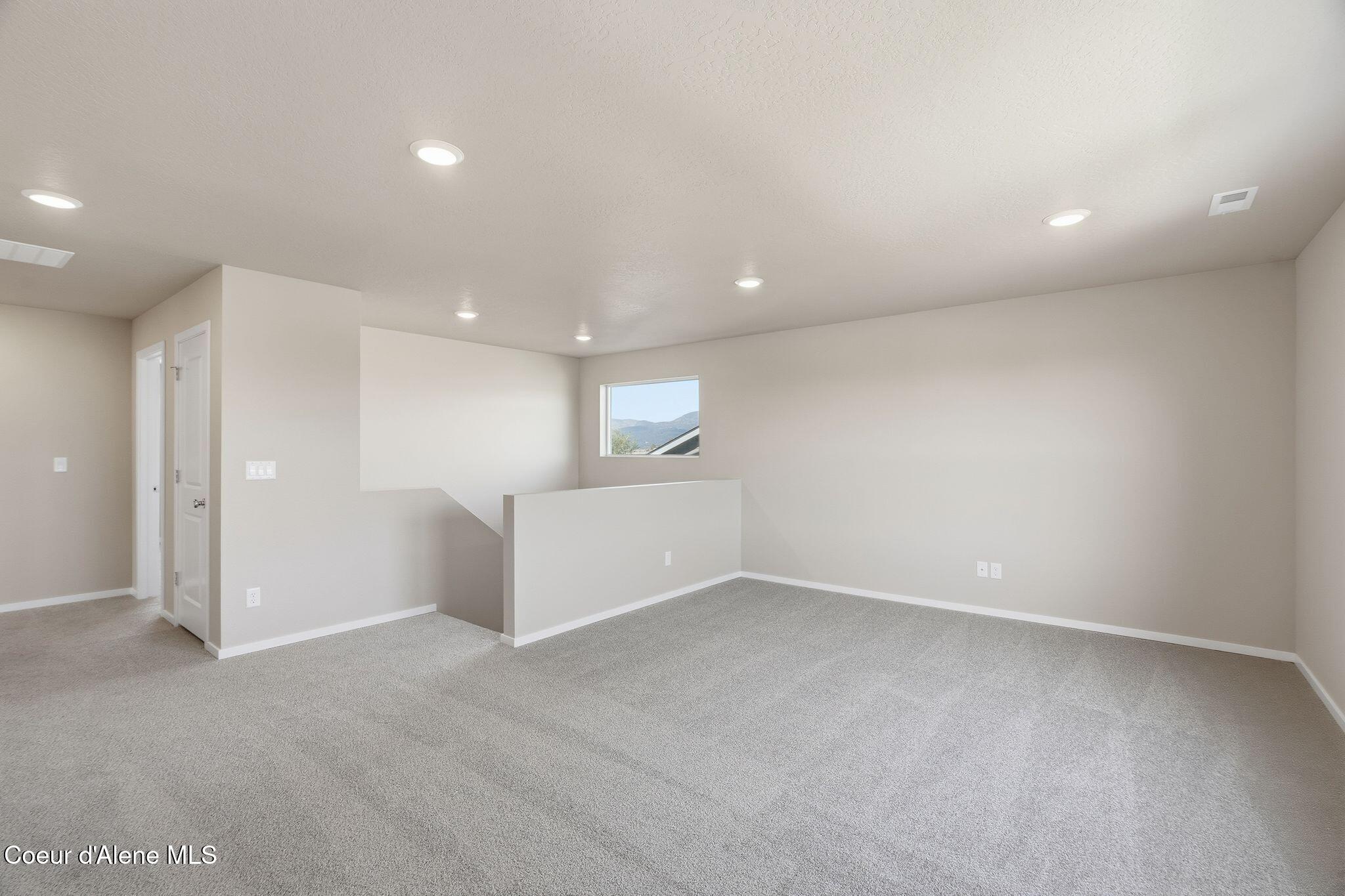 Post Falls, Idaho, 83854, United States, 4 Bedrooms Bedrooms, ,3 BathroomsBathrooms,Residential,For Sale,1973812