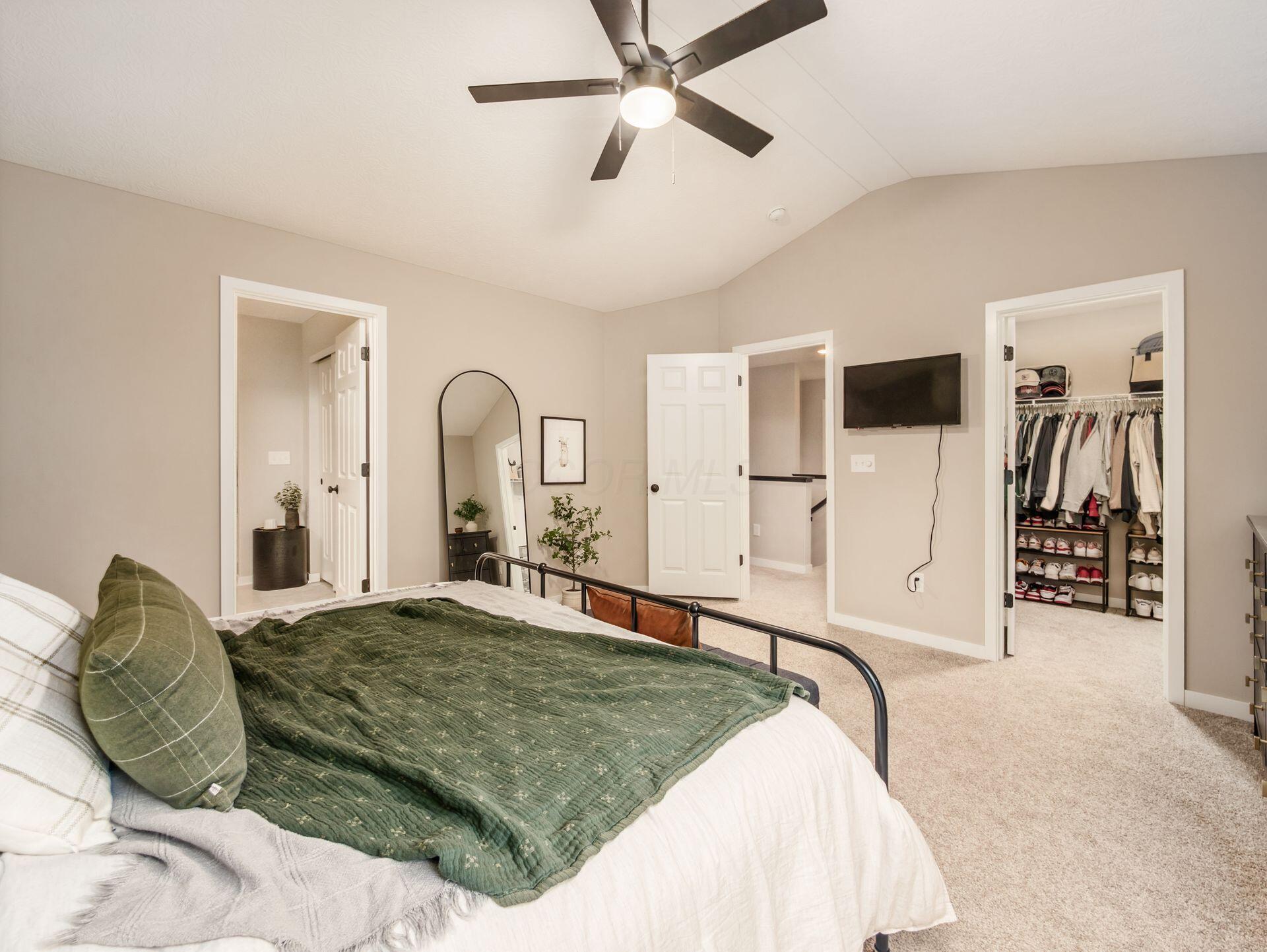 Powell, Ohio, 43065, United States, 3 Bedrooms Bedrooms, ,3 BathroomsBathrooms,Residential,For Sale,1970894