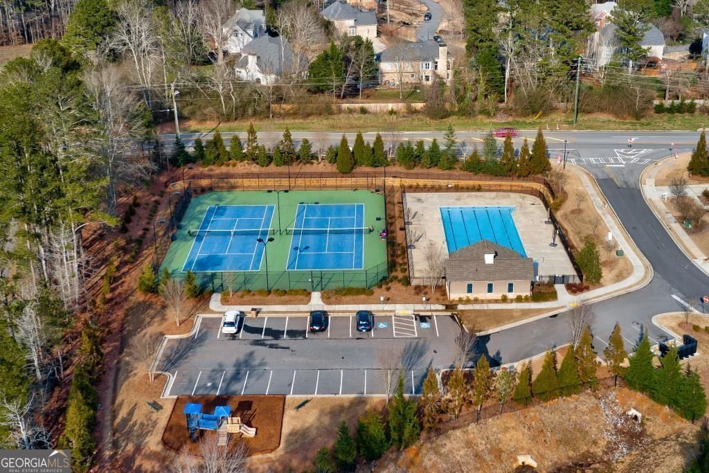 Cumming, Georgia, 30040, United States, 5 Bedrooms Bedrooms, ,5 BathroomsBathrooms,Residential,For Sale,1922351