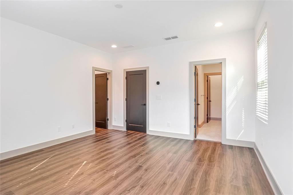 Atlanta, Georgia, 30307, United States, 3 Bedrooms Bedrooms, ,4 BathroomsBathrooms,Residential,For Sale,1837397