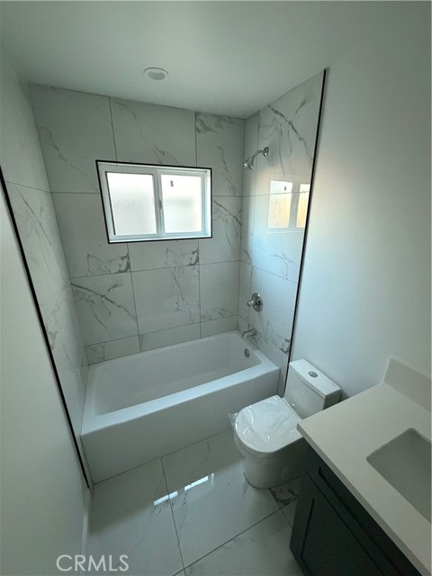 Los Angeles, California, 90033, United States, 8 Bedrooms Bedrooms, ,Residential,For Sale,1976644