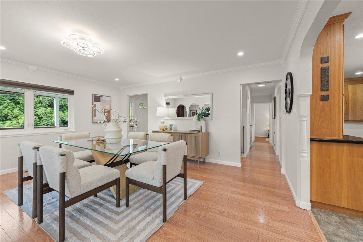 Castro Valley, California, 94546, United States, 4 Bedrooms Bedrooms, ,3 BathroomsBathrooms,Residential,For Sale,1989178