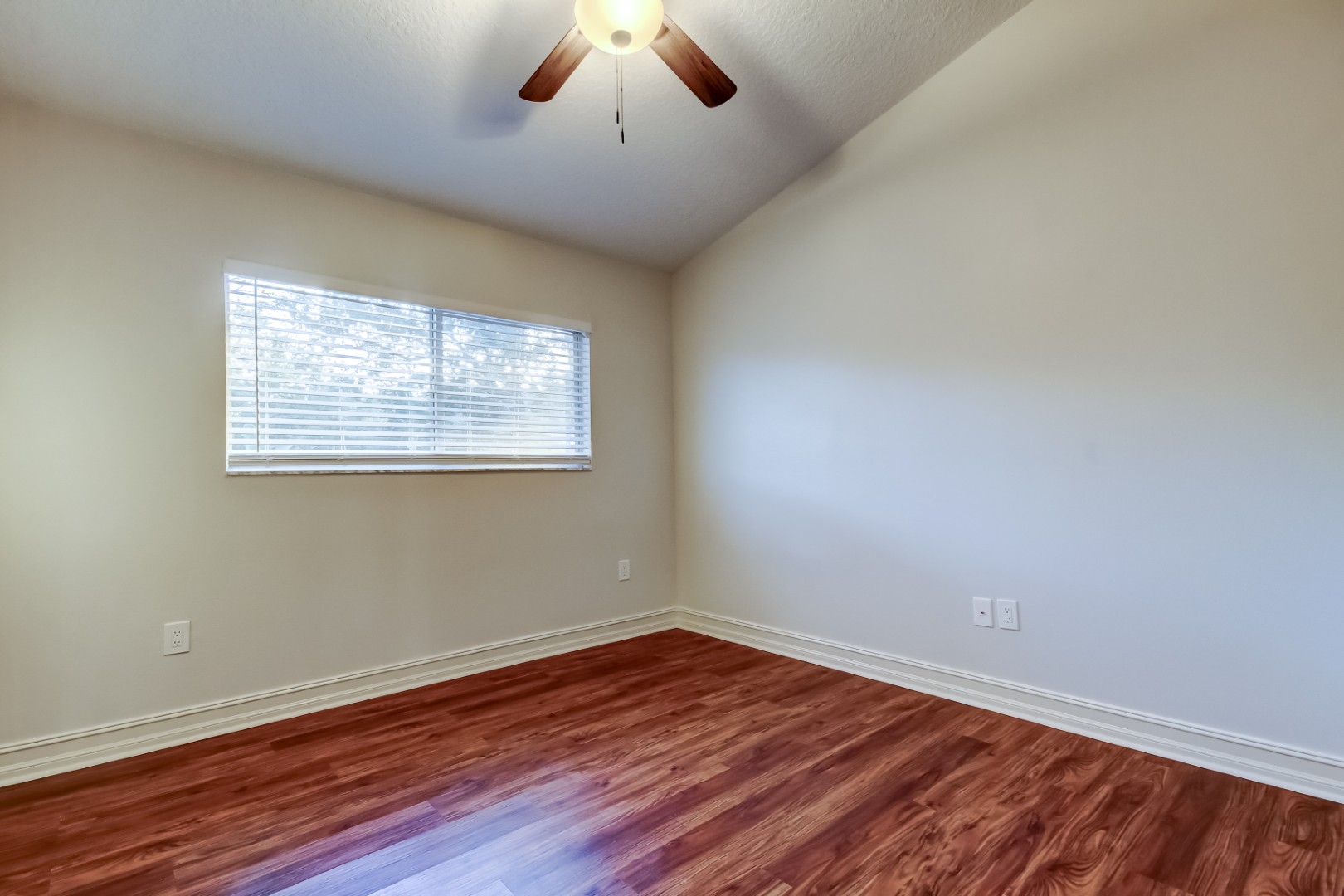 Tampa, Florida, 33647, United States, 5 Bedrooms Bedrooms, ,3 BathroomsBathrooms,Residential,For Sale,2015638