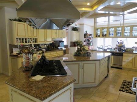 Whittier, California, 90605, United States, 9 Bedrooms Bedrooms, ,6 BathroomsBathrooms,Residential,For Sale,1994217