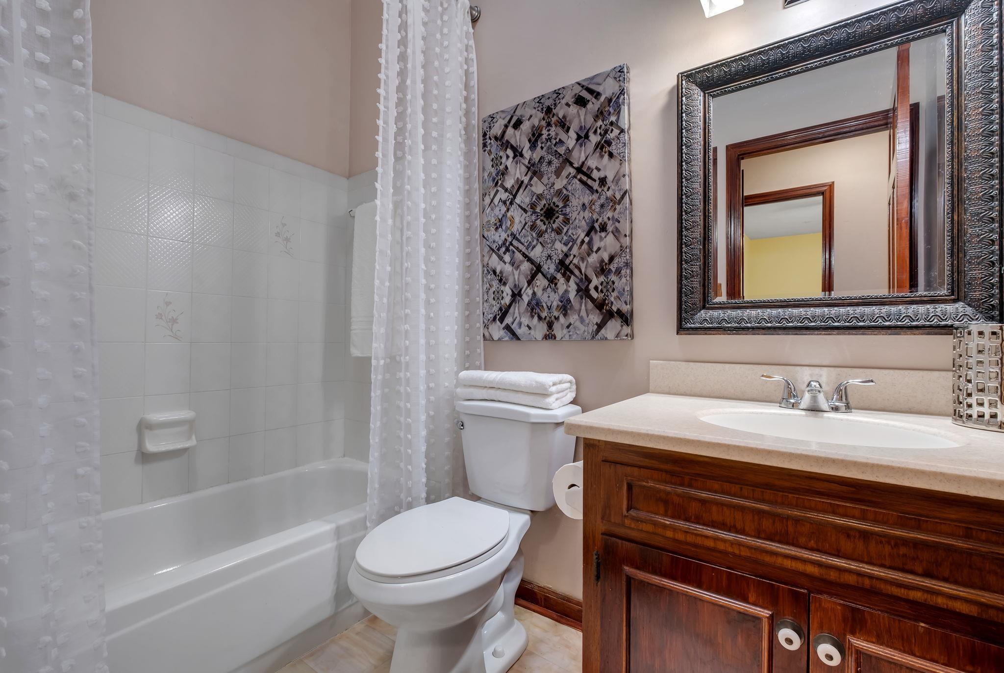 Tallahassee, Florida, 32309, United States, 4 Bedrooms Bedrooms, ,5 BathroomsBathrooms,Residential,For Sale,1992062