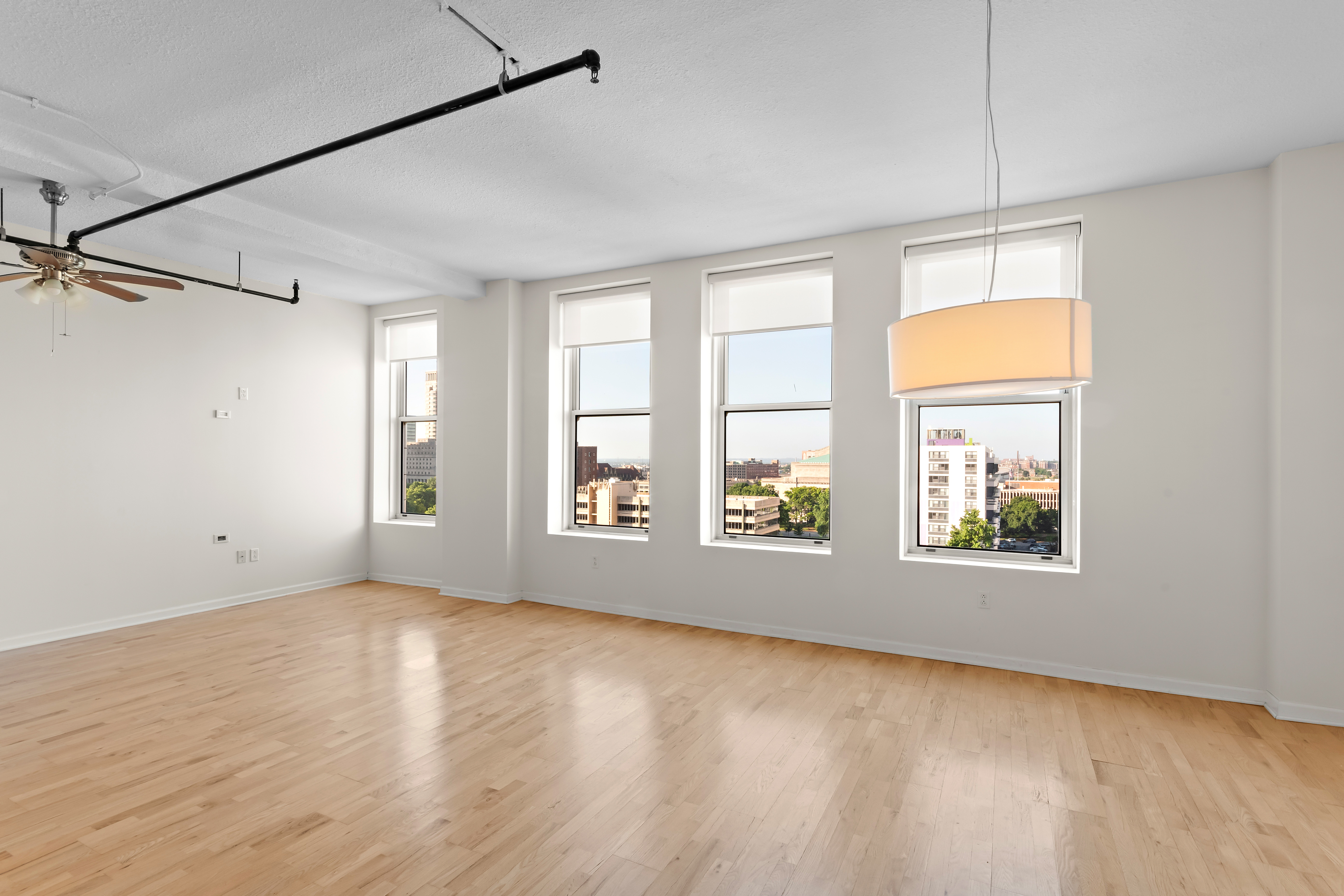  Stylish 2-Bed Loft in Downtown St. Louis with City Views - 物件實景