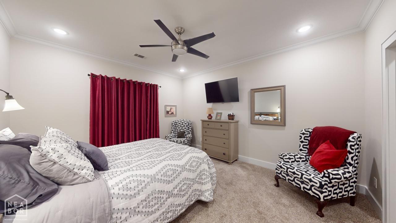 Jonesboro, Arkansas, 72405, United States, 5 Bedrooms Bedrooms, ,5 BathroomsBathrooms,Residential,For Sale,1983308