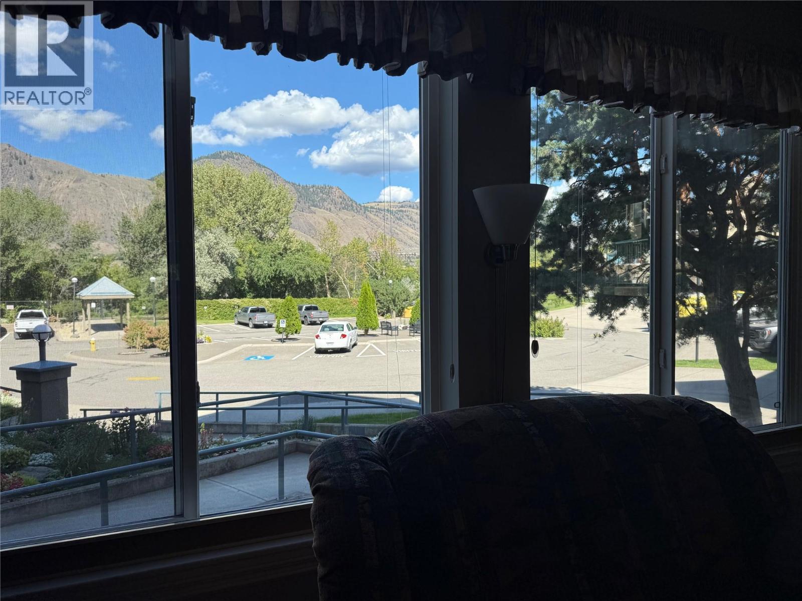 KAMLOOPS, British Columbia, V2C 1W9, CA, 3 Bedrooms Bedrooms, ,2 BathroomsBathrooms,Residential,For Sale,1949054