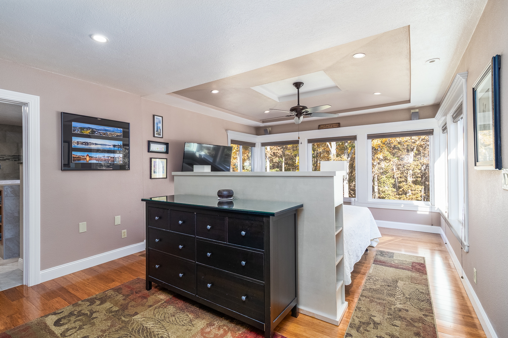 Charelston, Illinois, 61920, United States, 3 Bedrooms Bedrooms, ,3 BathroomsBathrooms,Residential,For Sale,1988576