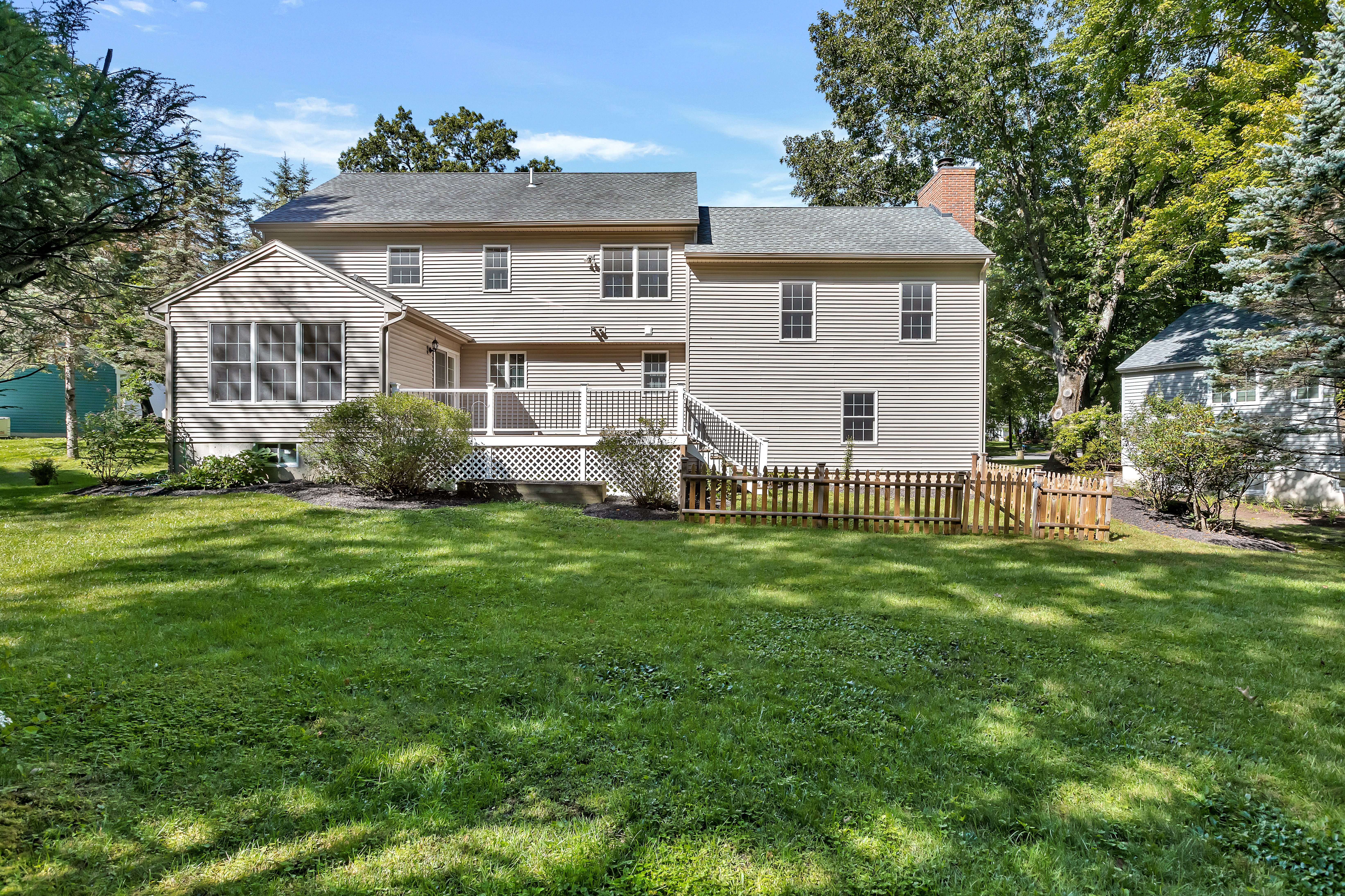  34 Darnley Greene, Bethlehem, NY, 12054 - 物件實景