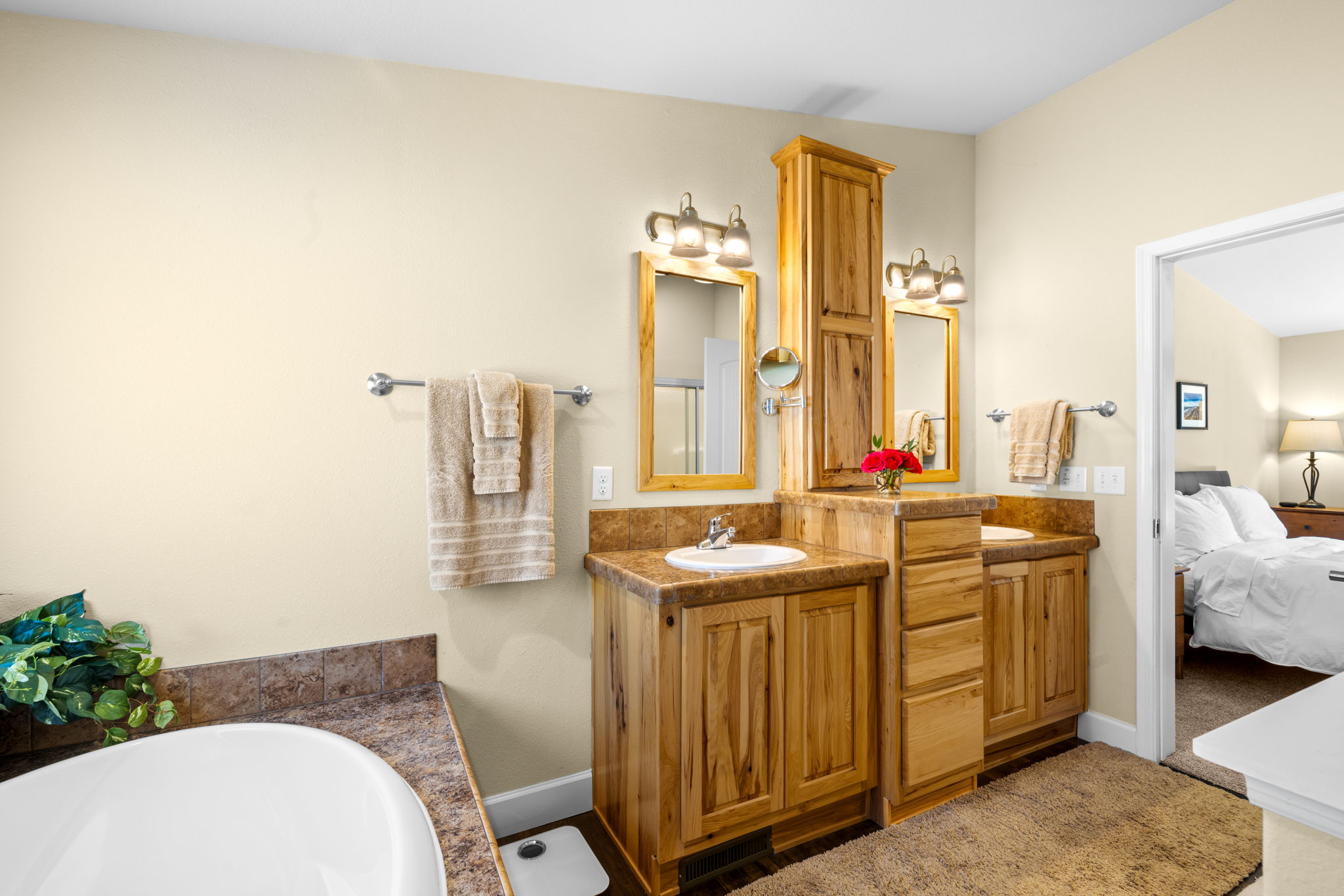 Cloverdale, Oregon, 97135, United States, 2 Bedrooms Bedrooms, ,2 BathroomsBathrooms,Residential,For Sale,1983657