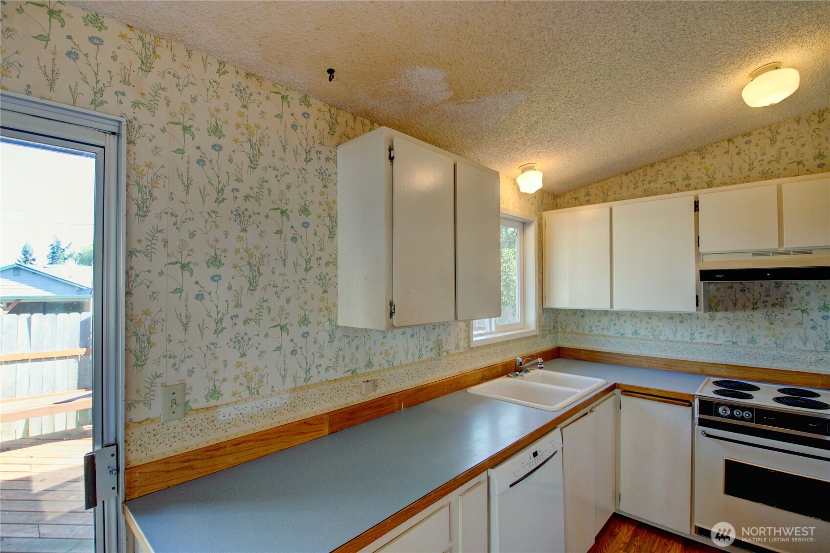 Anacortes, Washington, 98221, United States, 3 Bedrooms Bedrooms, ,1 BathroomBathrooms,Residential,For Sale,1927416