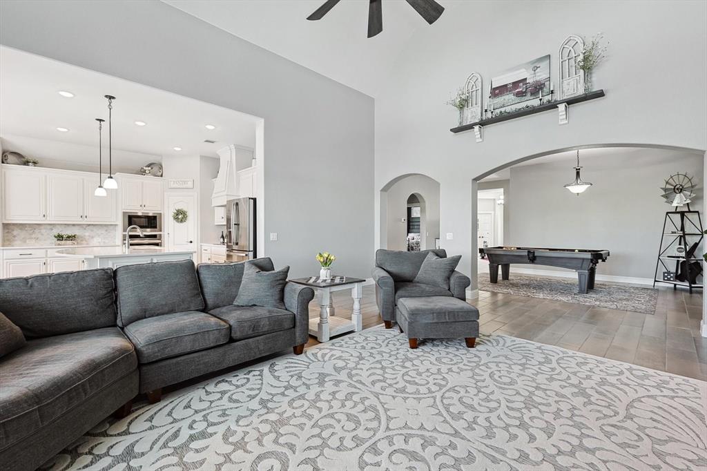 Midlothian, Texas, 76065, United States, 4 Bedrooms Bedrooms, ,3 BathroomsBathrooms,Residential,For Sale,1979860