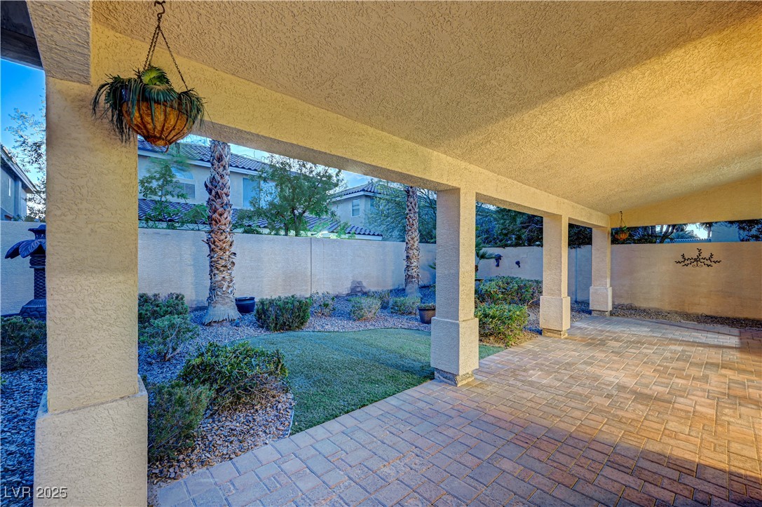 Las Vegas, Nevada, 89141, United States, 3 Bedrooms Bedrooms, ,3 BathroomsBathrooms,Residential,For Sale,1971377