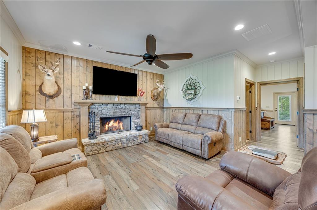 Clermont, Georgia, 30527, United States, 4 Bedrooms Bedrooms, ,3 BathroomsBathrooms,Residential,For Sale,2010012