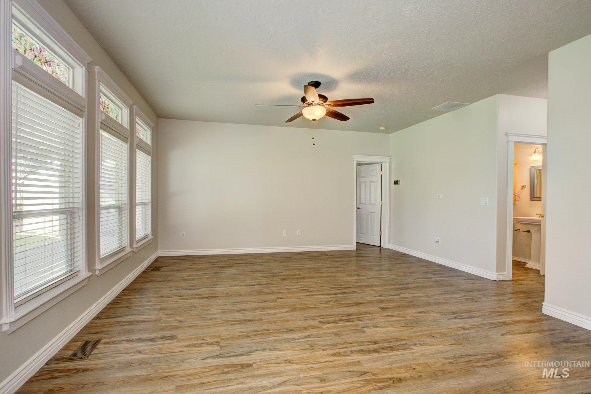 Meridian, Idaho, 83646, United States, 4 Bedrooms Bedrooms, ,Residential,For Sale,1761011