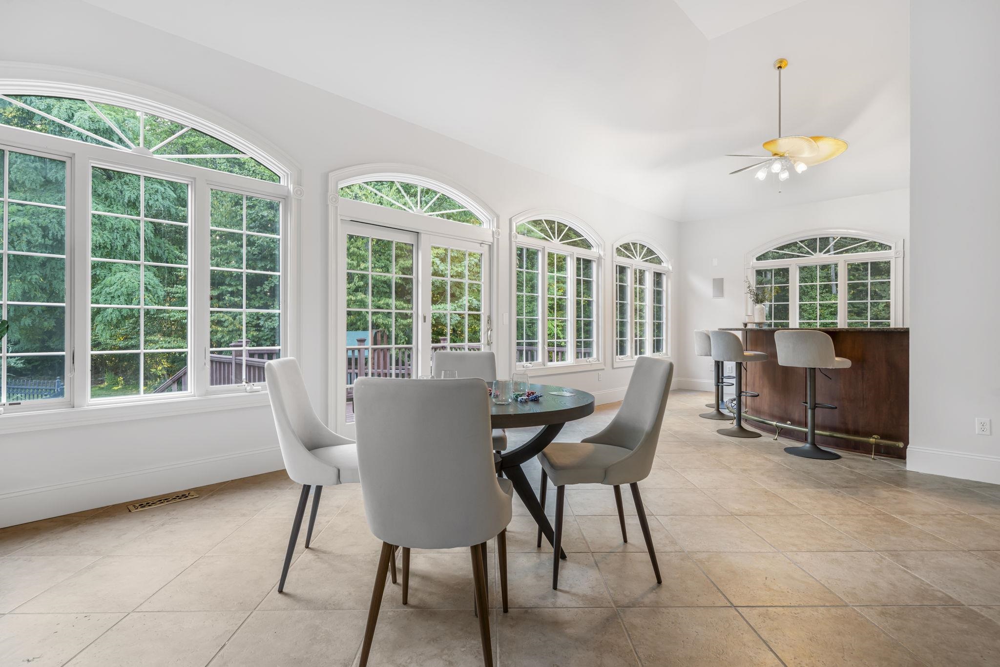 Bedford, New Hampshire, 03110, United States, 5 Bedrooms Bedrooms, ,4 BathroomsBathrooms,Residential,For Sale,1942322