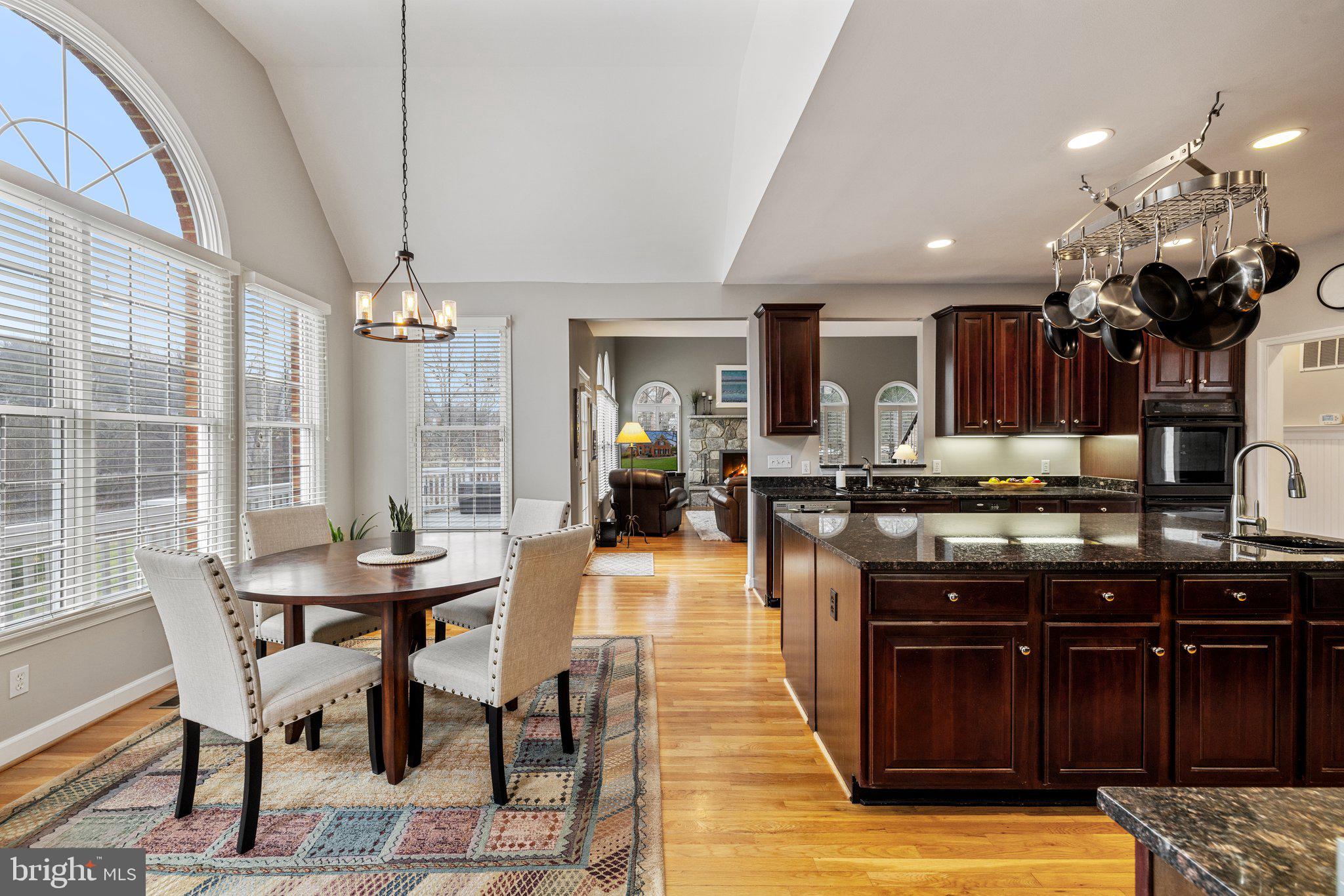 Warrenton, Virginia, 20186, United States, 6 Bedrooms Bedrooms, ,6 BathroomsBathrooms,Residential,For Sale,1914249