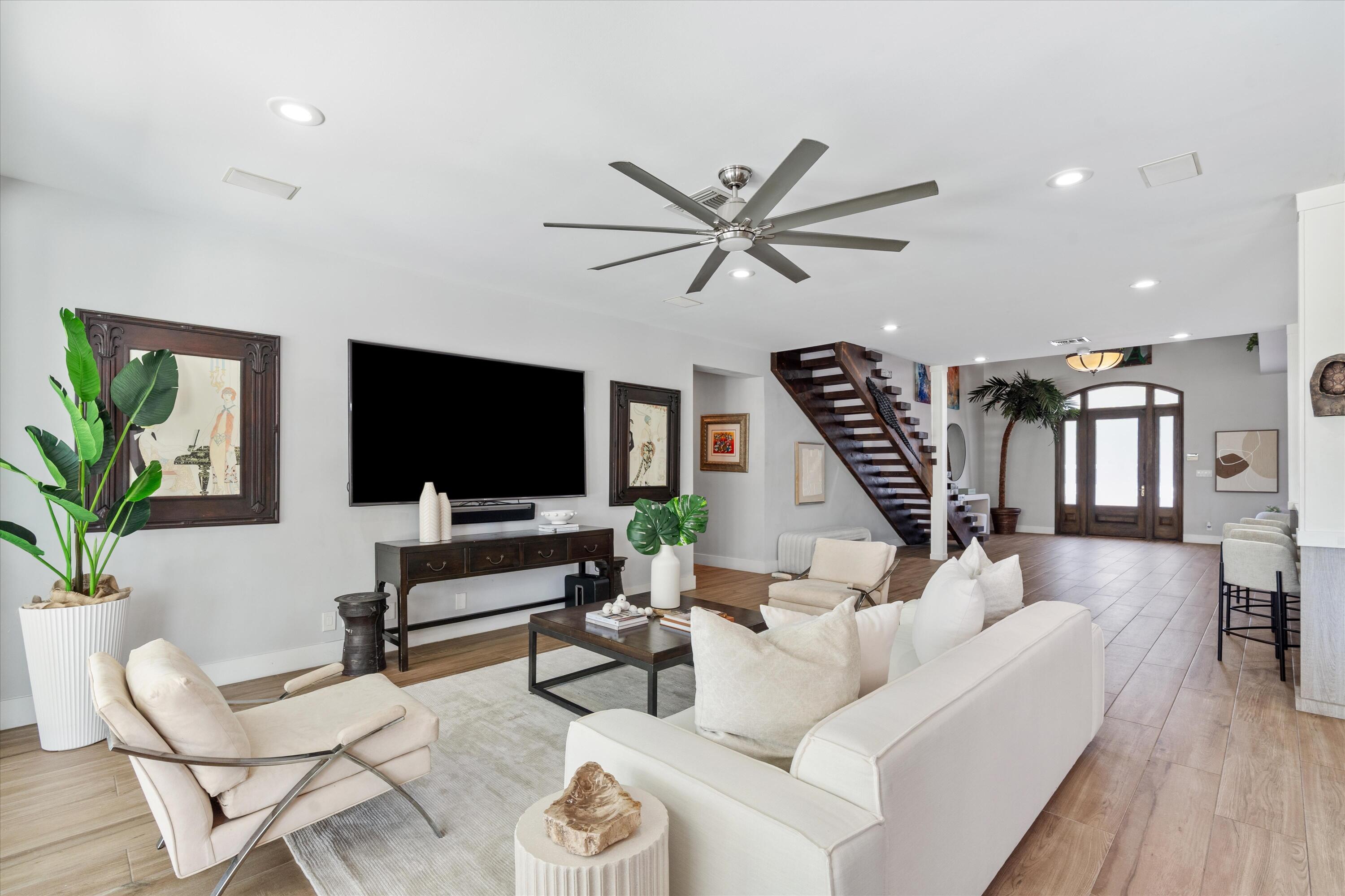 Lighthouse Point, Florida, 33064, United States, 4 Bedrooms Bedrooms, ,4 BathroomsBathrooms,Residential,For Sale,1797003