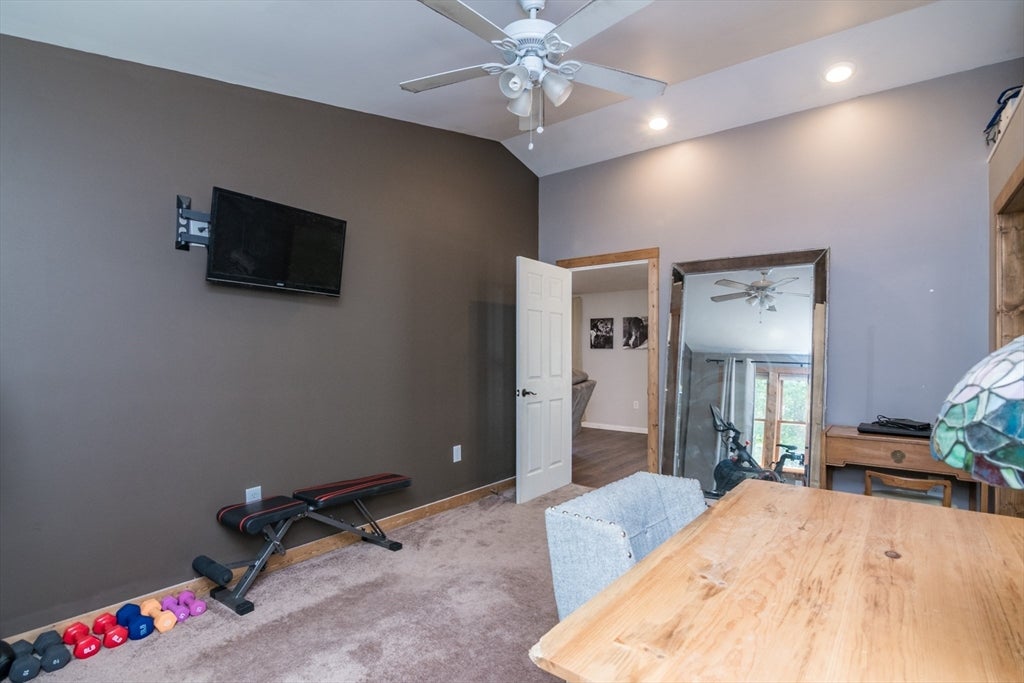 Montague, Massachusetts, 01376, United States, 5 Bedrooms Bedrooms, ,3 BathroomsBathrooms,Residential,For Sale,1901408