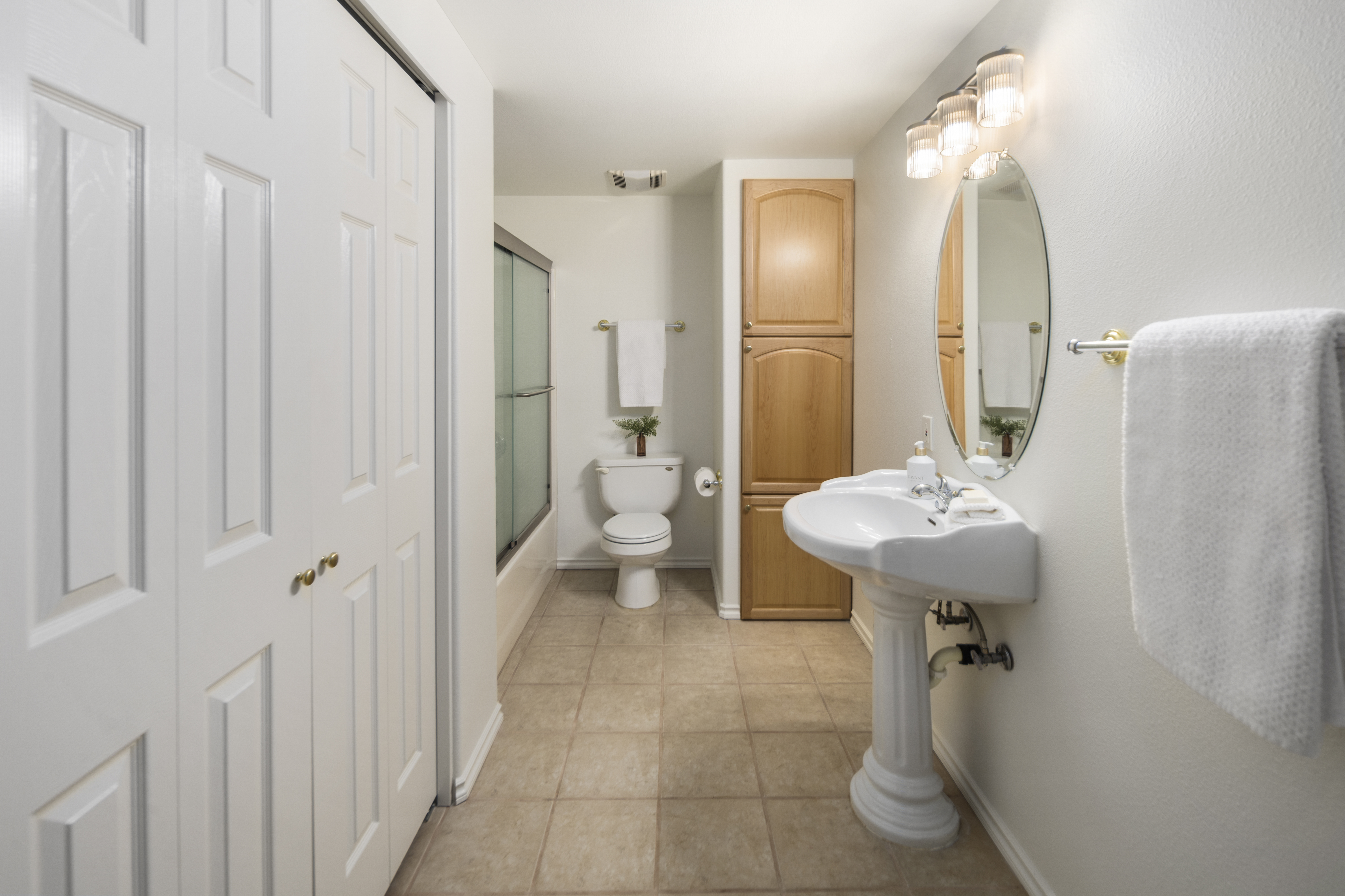  4423 Country Club Dr NE, Tacoma, WA 98422 - 物件實景