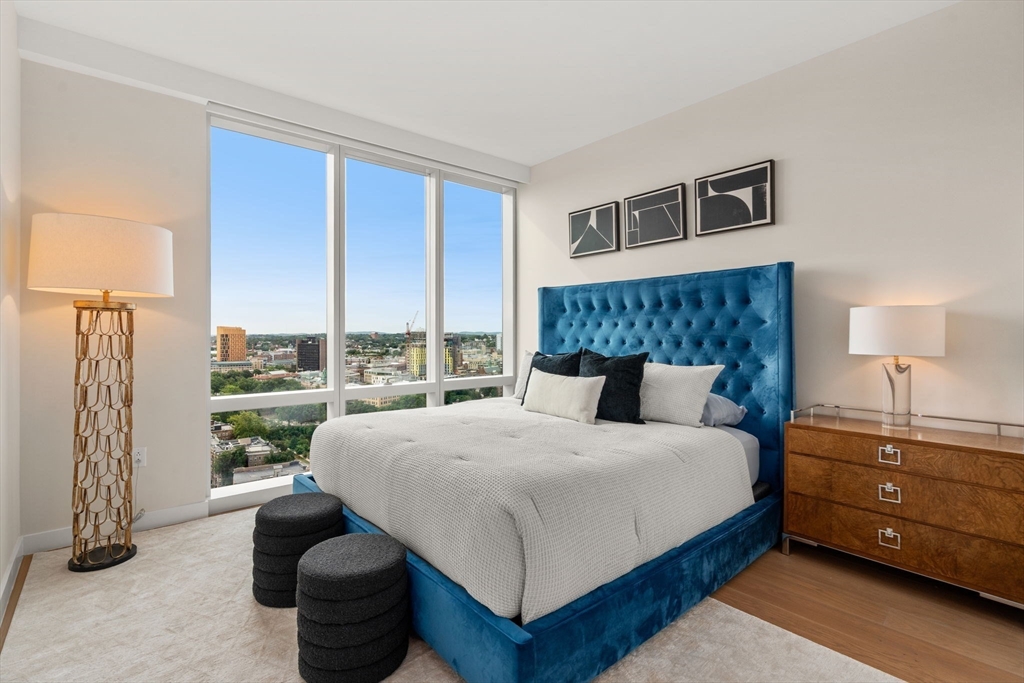 Boston, Massachusetts, 02215, United States, 2 Bedrooms Bedrooms, ,2 BathroomsBathrooms,Residential,For Sale,1941933