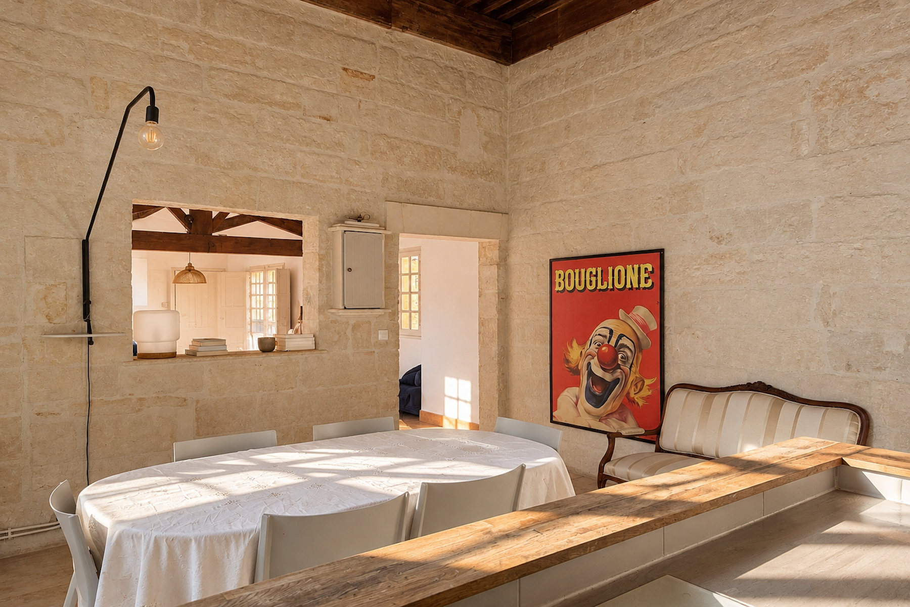  17th Century Private Mansion - 105 m² - Steps from Place aux Herbes - 物件實景