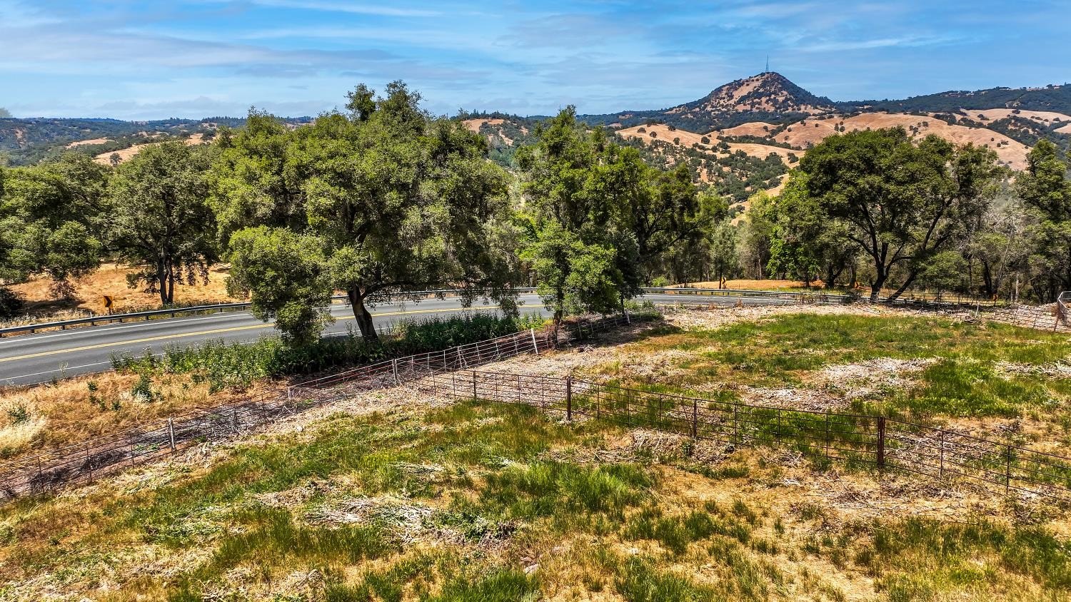 Mokelumne Hill, California, 95245, United States, 4 Bedrooms Bedrooms, ,3 BathroomsBathrooms,Residential,For Sale,1844920