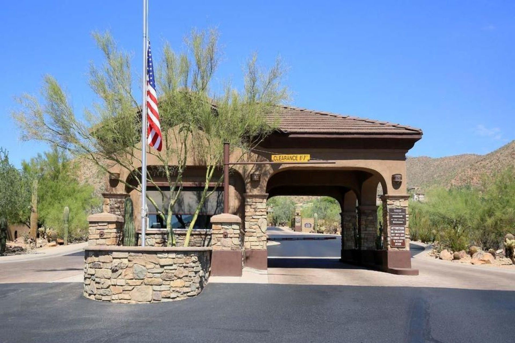  13641 E Charter Oak Drive ¦Scottsdale, AZ - 物件實景