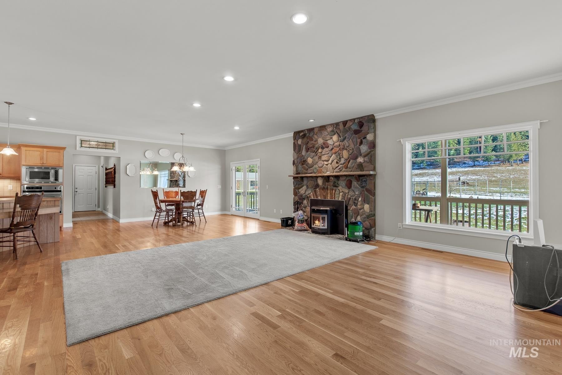 Wallace, Idaho, 83873, United States, 3 Bedrooms Bedrooms, ,3 BathroomsBathrooms,Residential,For Sale,1860475