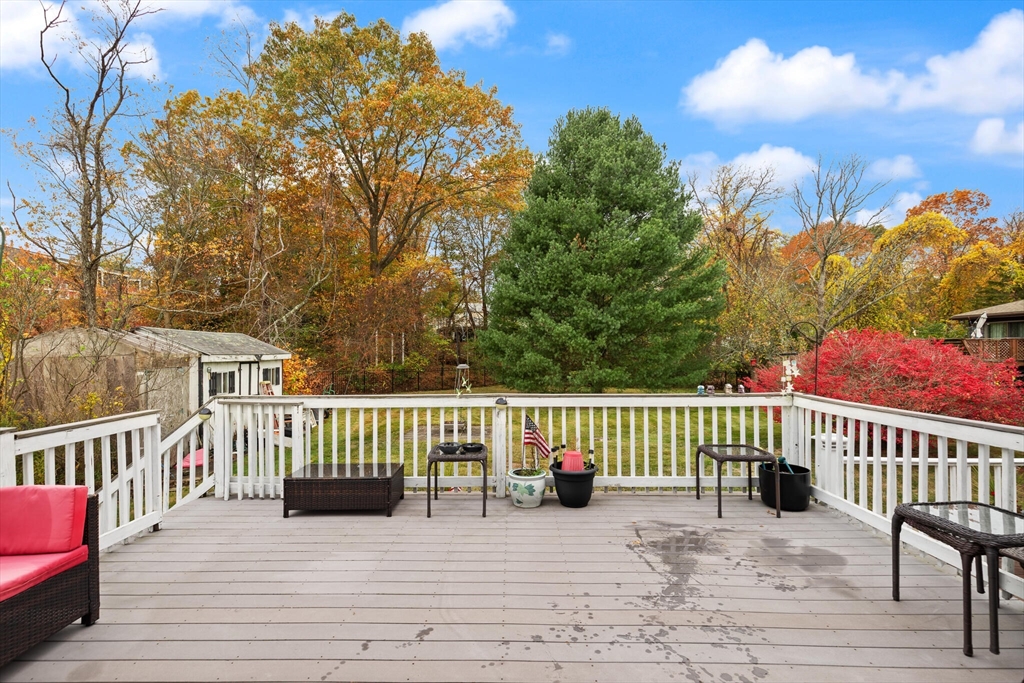 Salem, Massachusetts, 01970, United States, 3 Bedrooms Bedrooms, ,1 BathroomBathrooms,Residential,For Sale,1988229