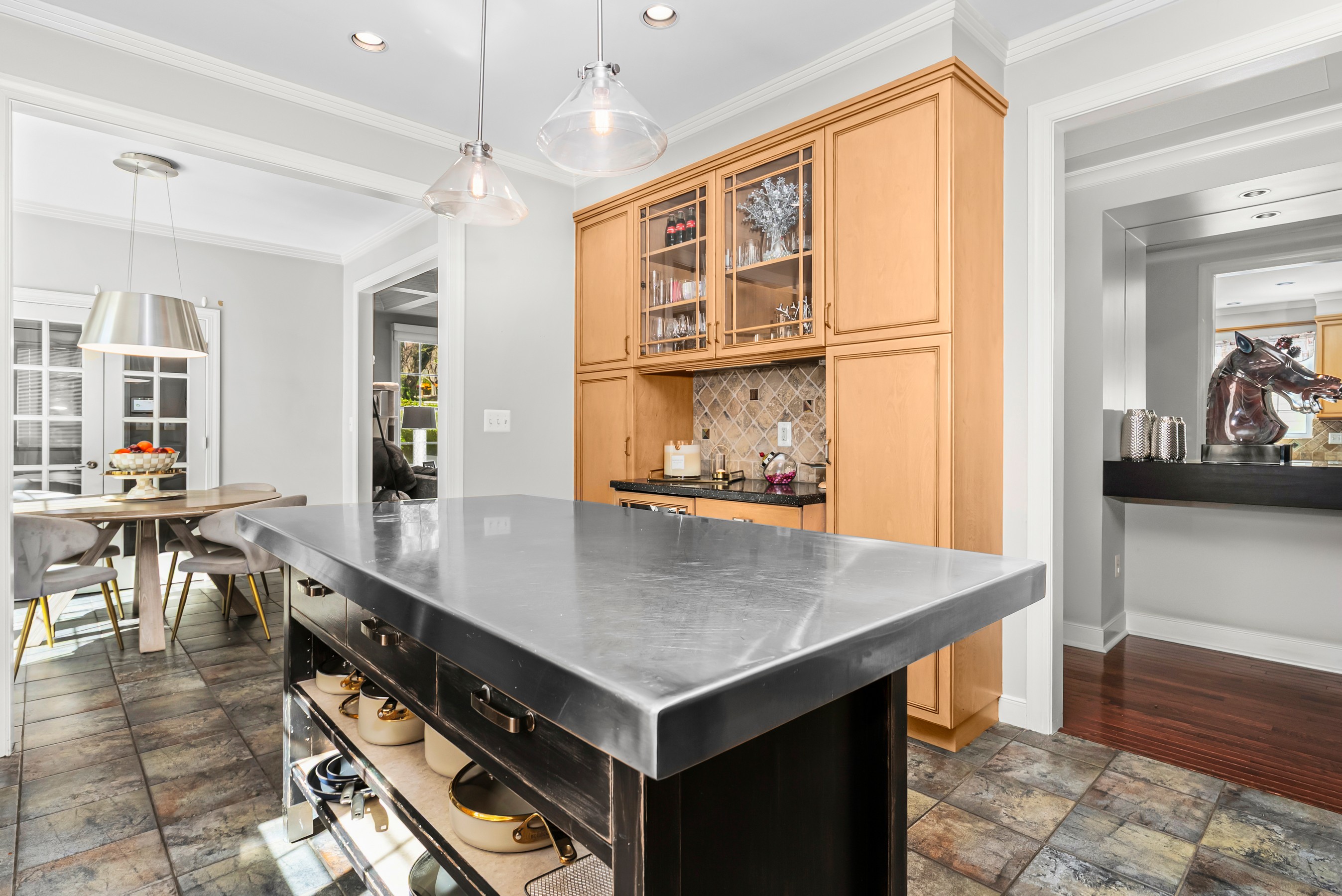  ROLAND PARK - 物件實景