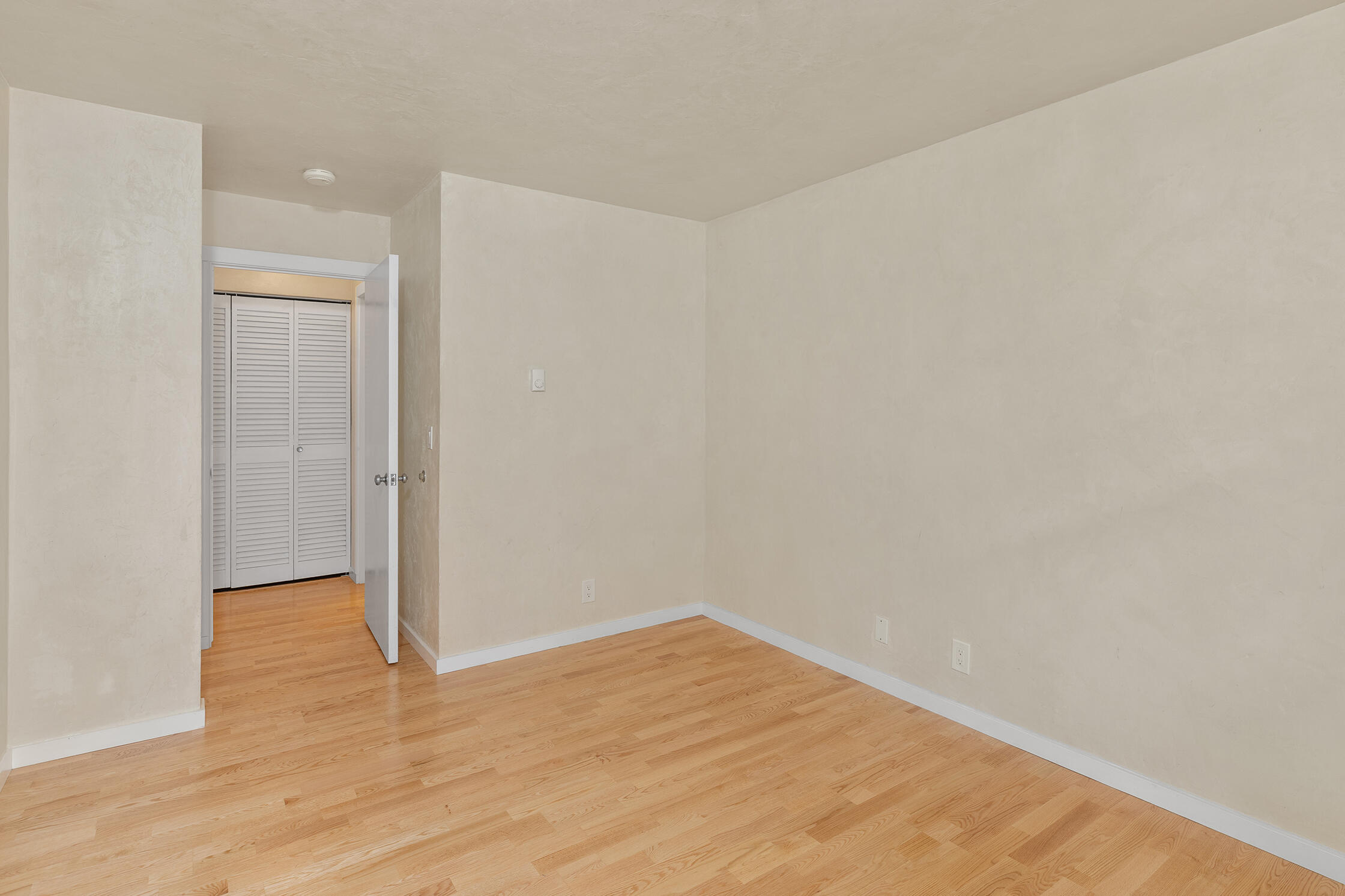 Telluride, Colorado, 81435, United States, 2 Bedrooms Bedrooms, ,1 BathroomBathrooms,Residential,For Sale,1990312