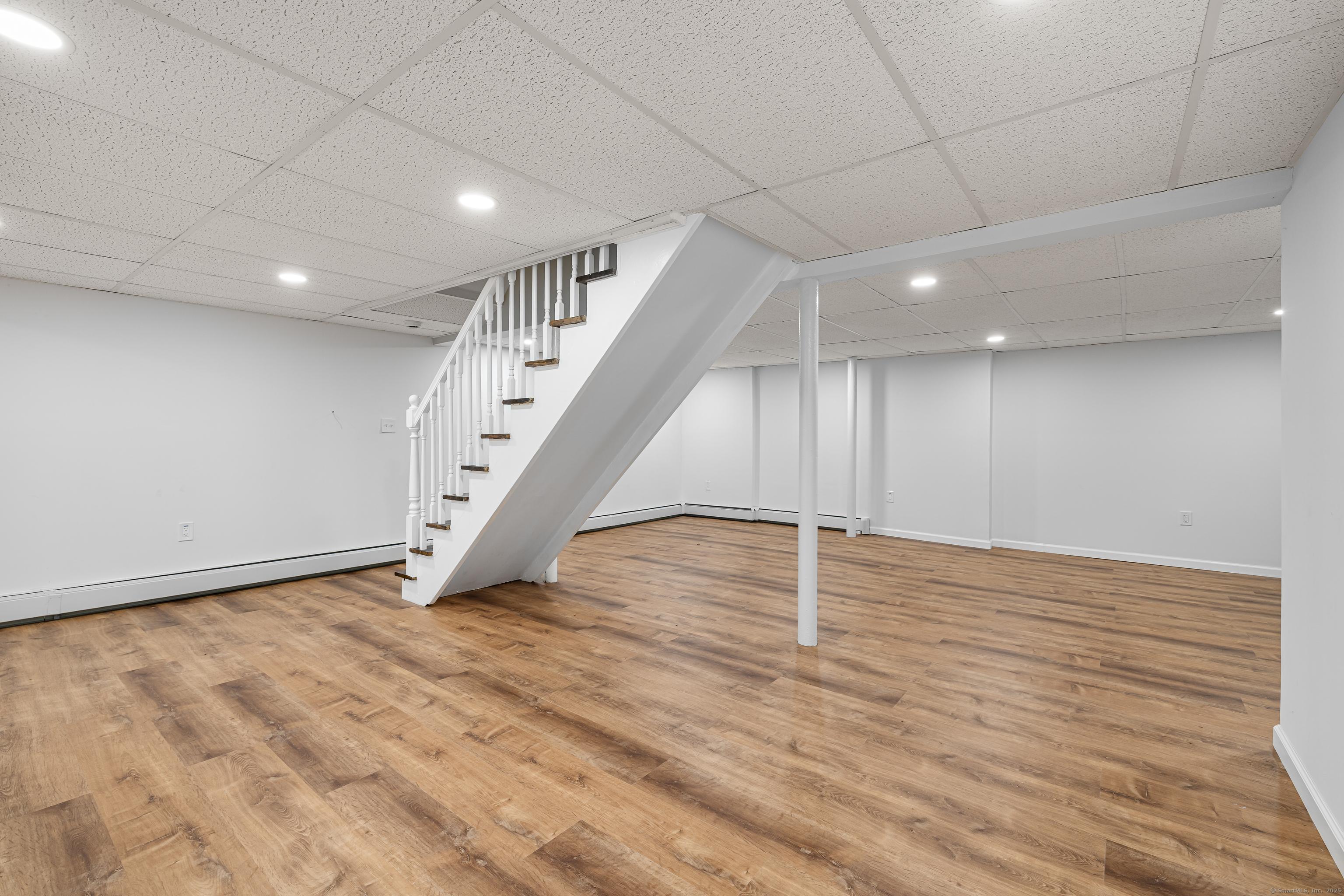 Bloomfield, Connecticut, 06002, United States, 4 Bedrooms Bedrooms, ,3 BathroomsBathrooms,Residential,For Sale,2006312