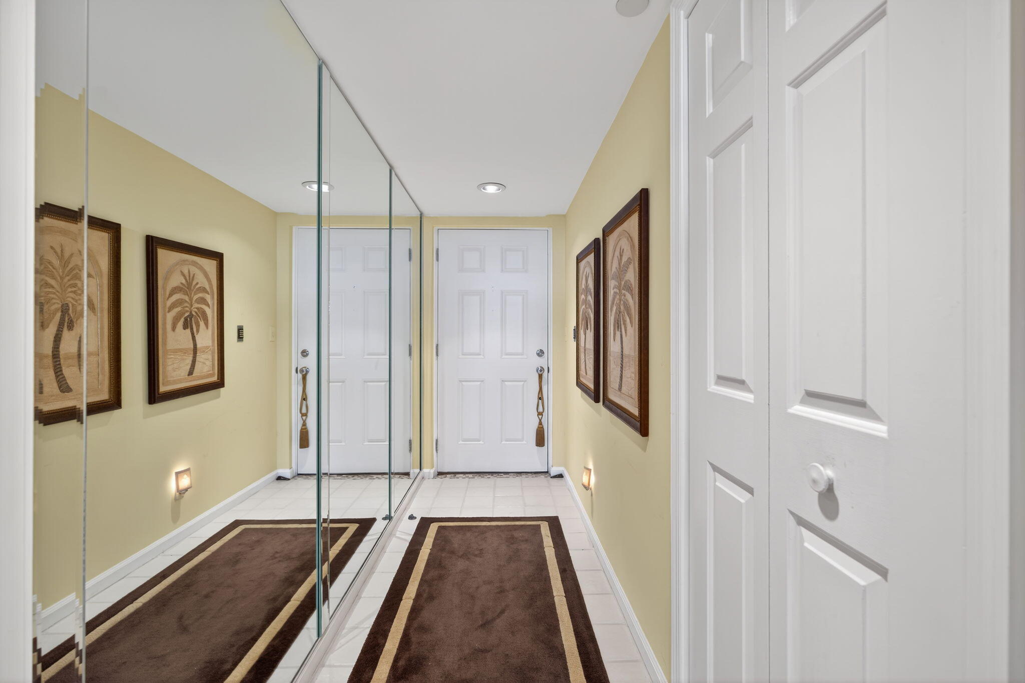 North Palm Beach, Florida, 33408, United States, 2 Bedrooms Bedrooms, ,2 BathroomsBathrooms,Residential,For Sale,1940741